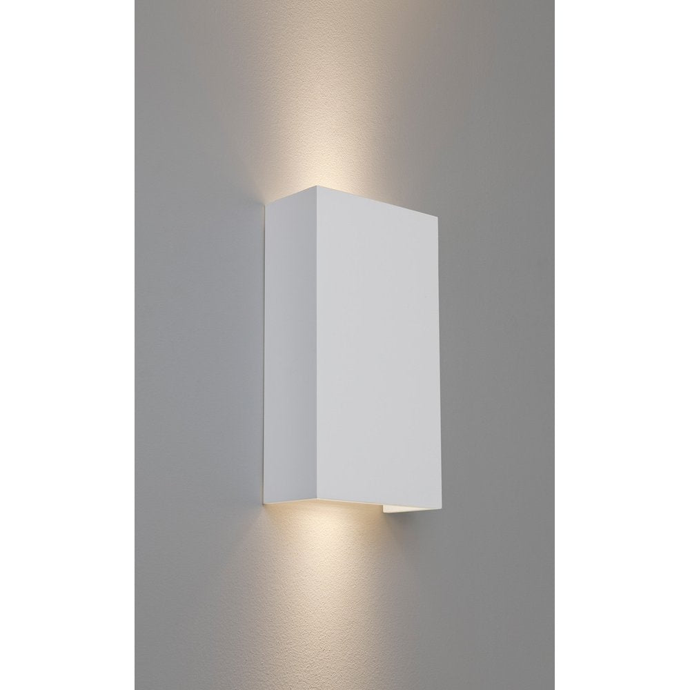 Pella 190 Minimalist Wall Light In White Plaster Finish 1315002