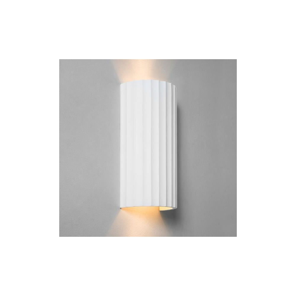 Kymi 300 Ribbed Wall Light in Plaster Finish 1335003