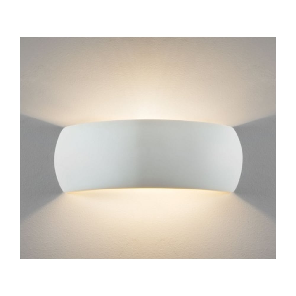 Milo 400 Contemporary Interior Wall Light In White Ceramic Finish 1299002