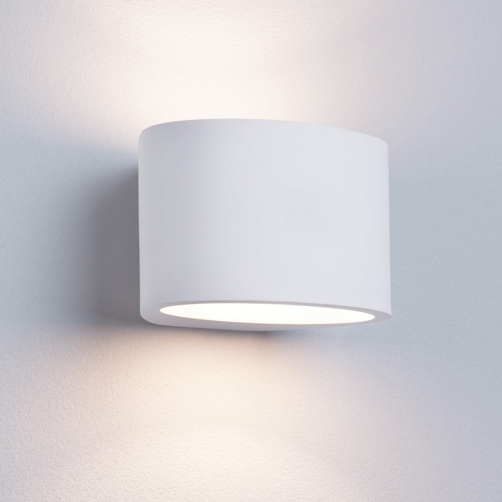 Gypsum Oval Single Wall Light In White Plaster Finish 8721