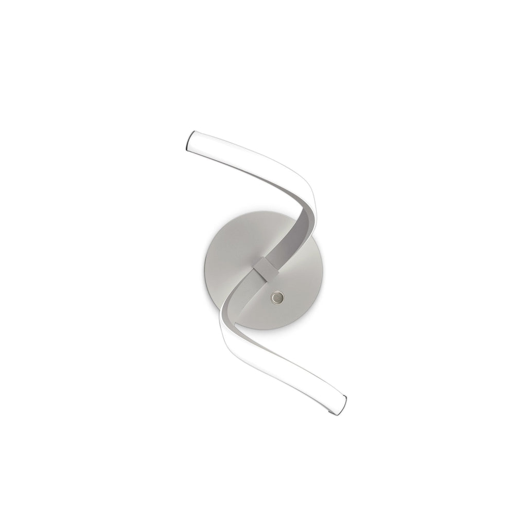 Nur Modern LED Wall Light In Polished Chrome Finish M5000