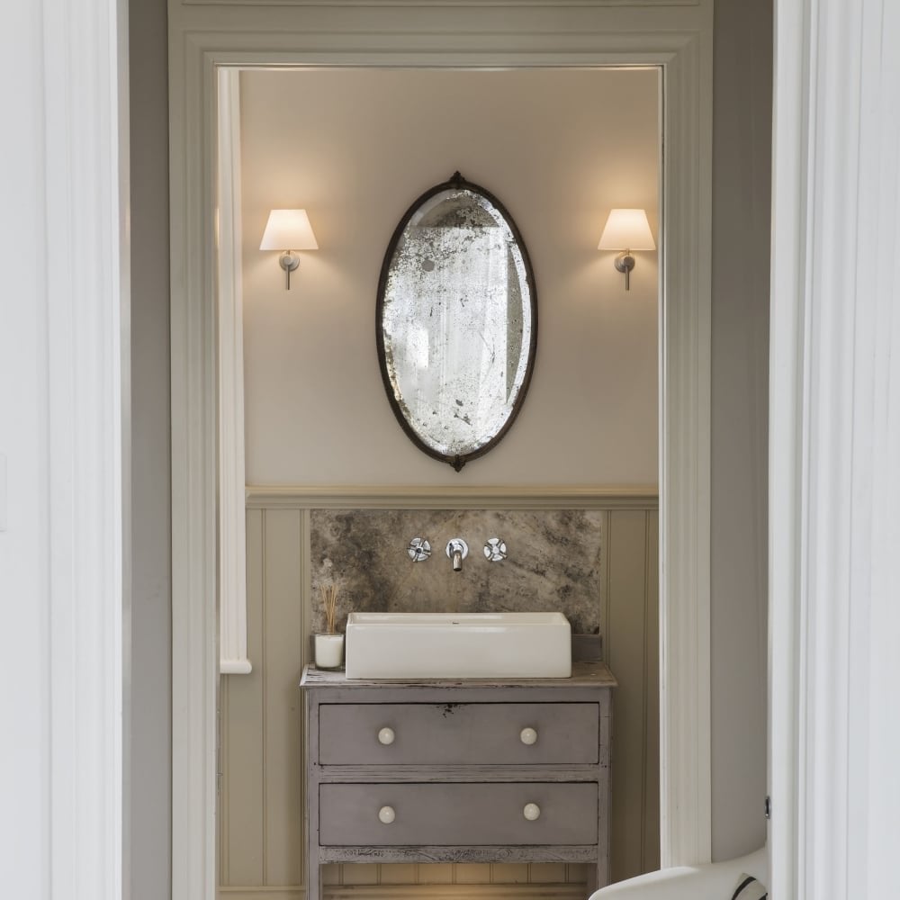 Roma Bathroom Wall Light In Polished Chrome Finish IP44 1050001