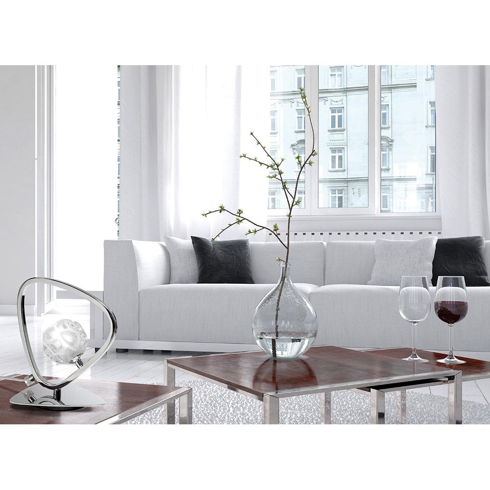 Lux Stylish Single Table Lamp In Polished Chrome Finish M5019