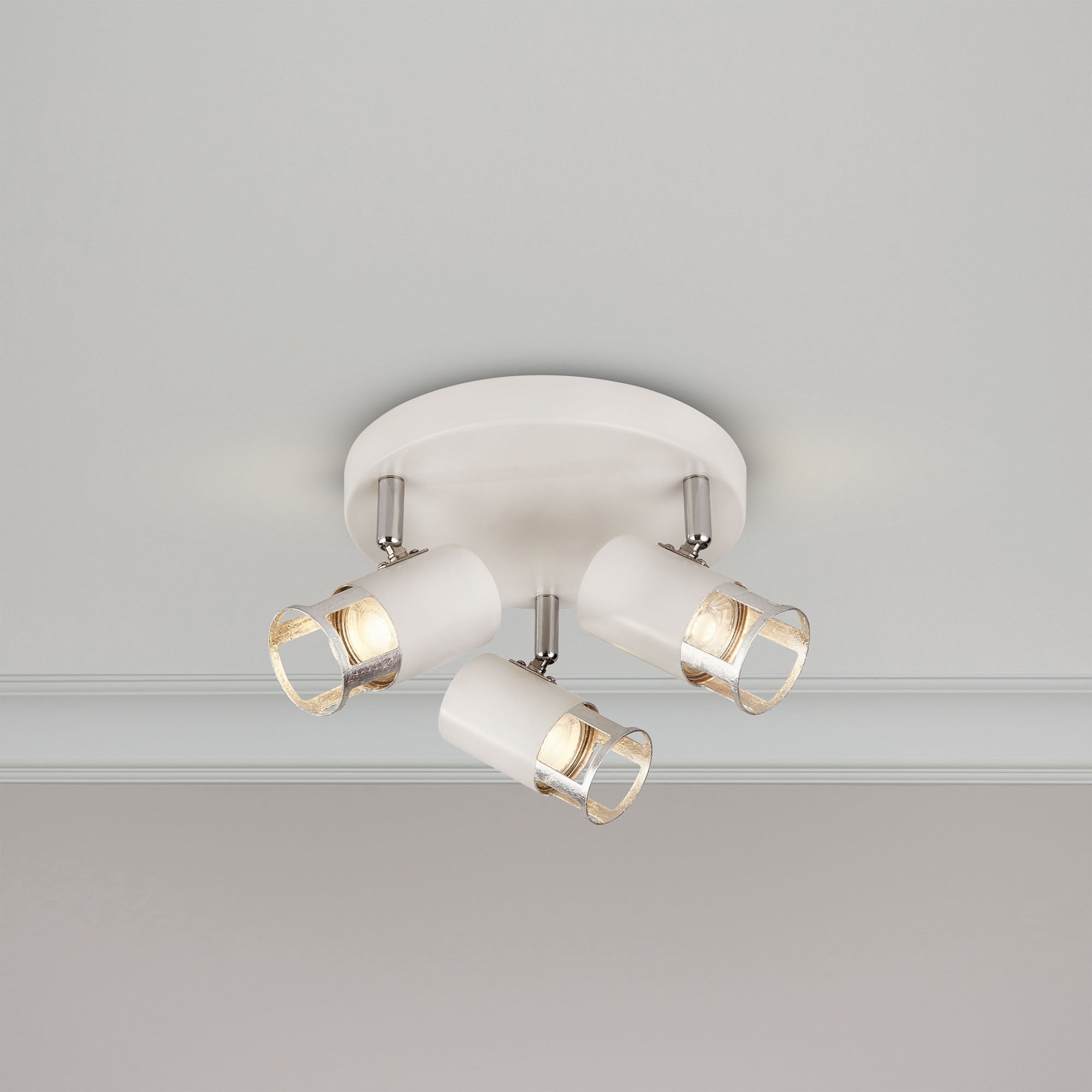 Laser 3 Light Plate Spotlight In White And Silver Leaf Finish 3483-3WSI