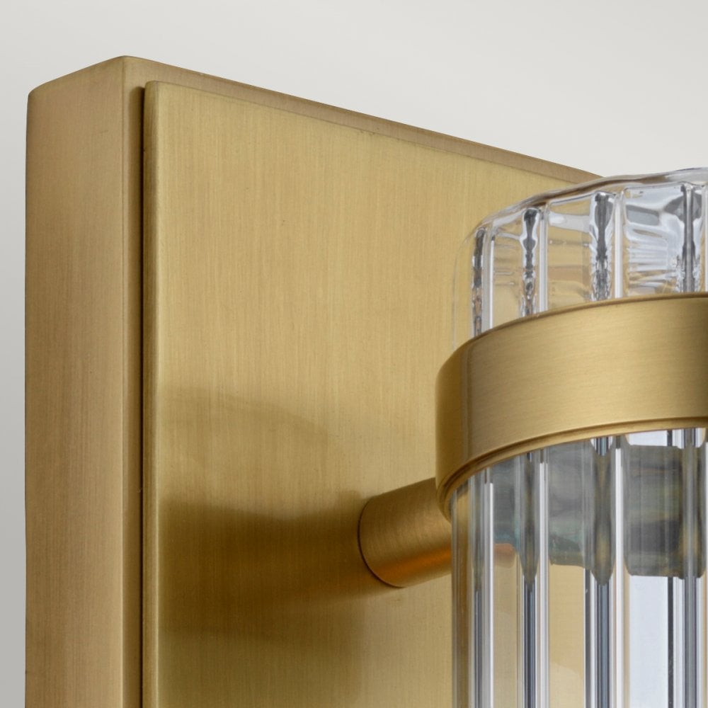 Wellington 1 Light Bathroom Wall Light In Aged Brass Finish QN-WELLINGTON1-AB
