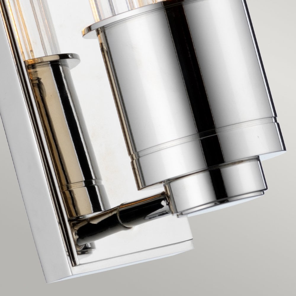 Wellington 1 Light Bathroom Wall Light In Polished Chrome Finish QN-WELLINGTON1-PC