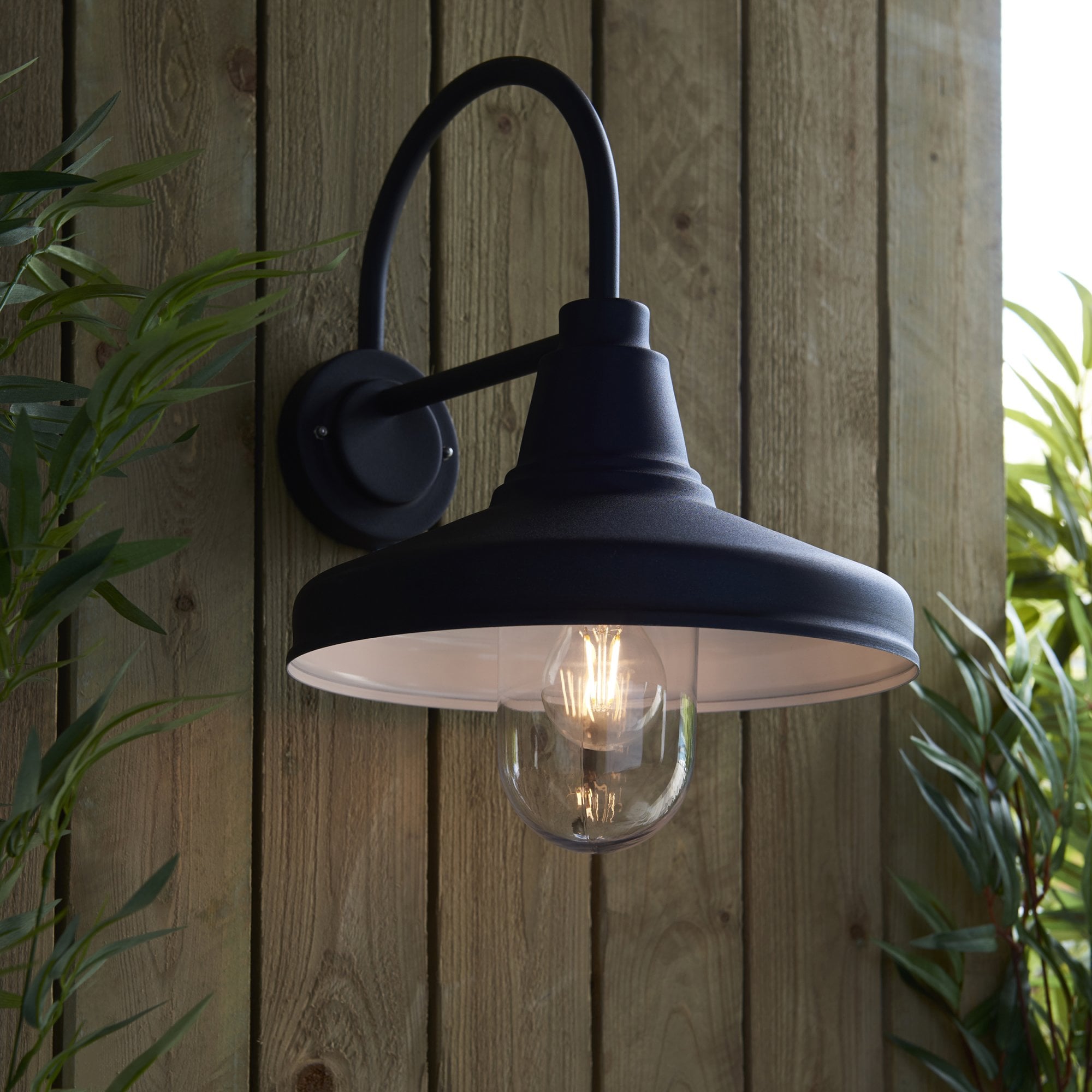 Farmhouse Exterior Wall Light In Textured Black Finish IP44 95899