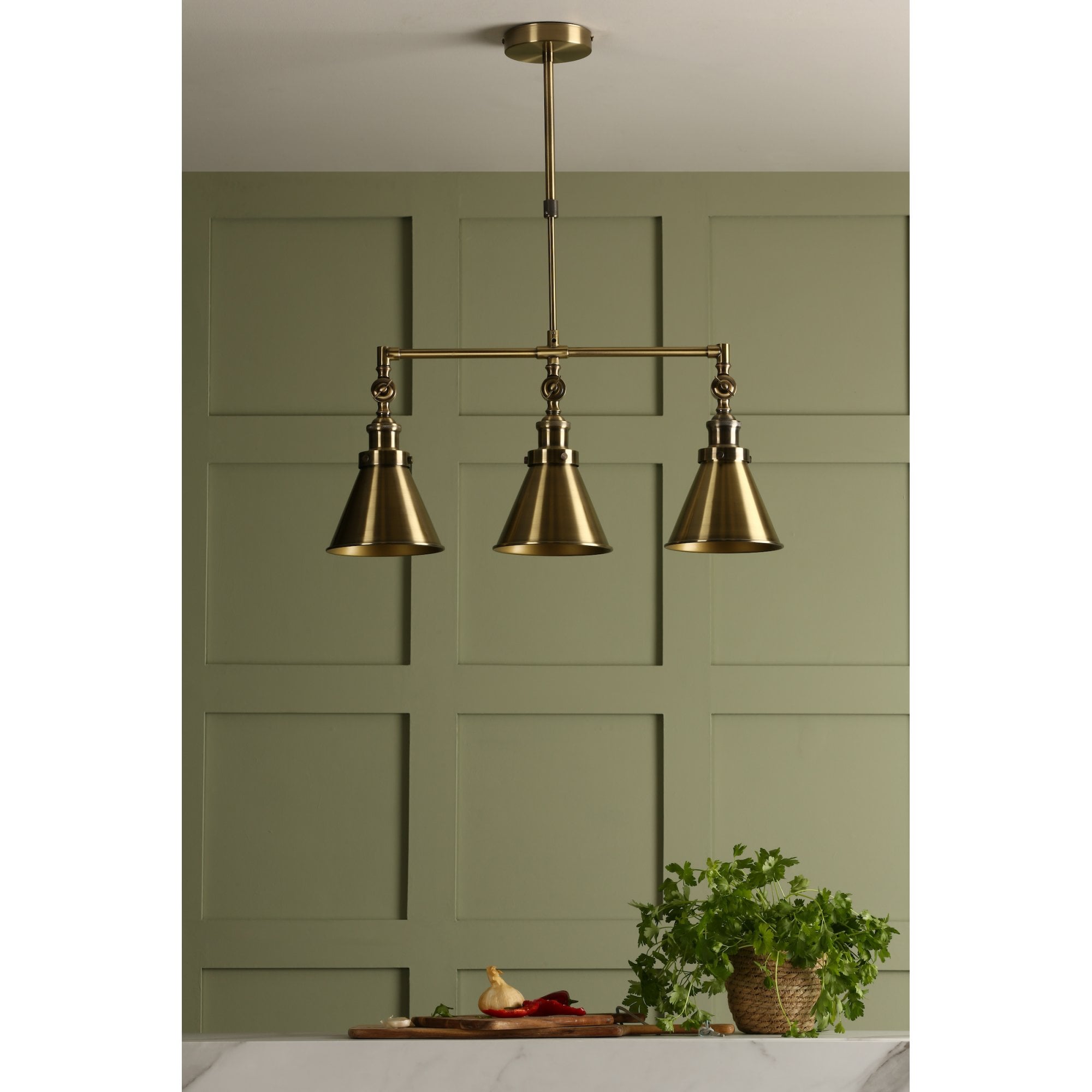 Rufus 3 Light Ceiling Bar Pendant In Antique Brass Finish LA3756149-Q
