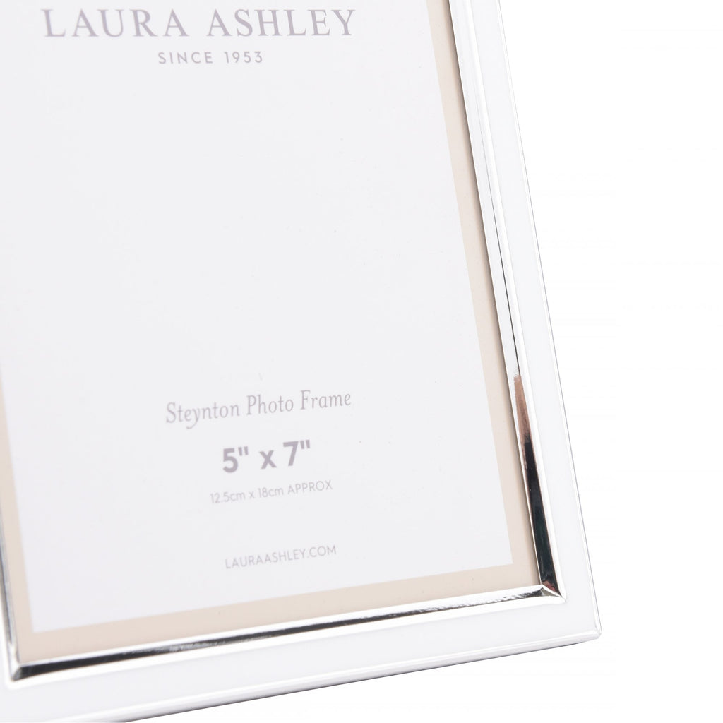 Steynton Photo Frame In Polished Silver Finish 5 x 7" LA3756180-Q