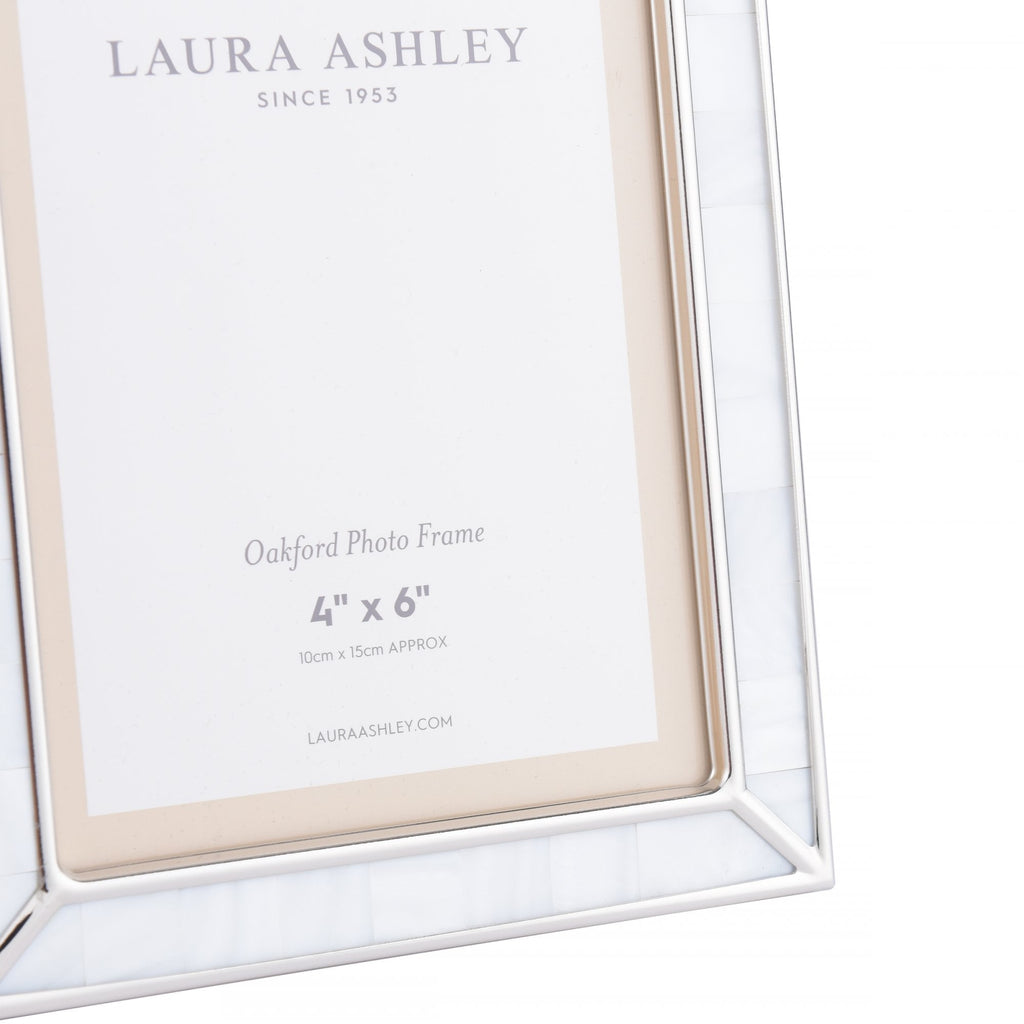 Oakford Photo Frame In Mother Of Pearl Finish 4 x 6 " LA3756183-Q