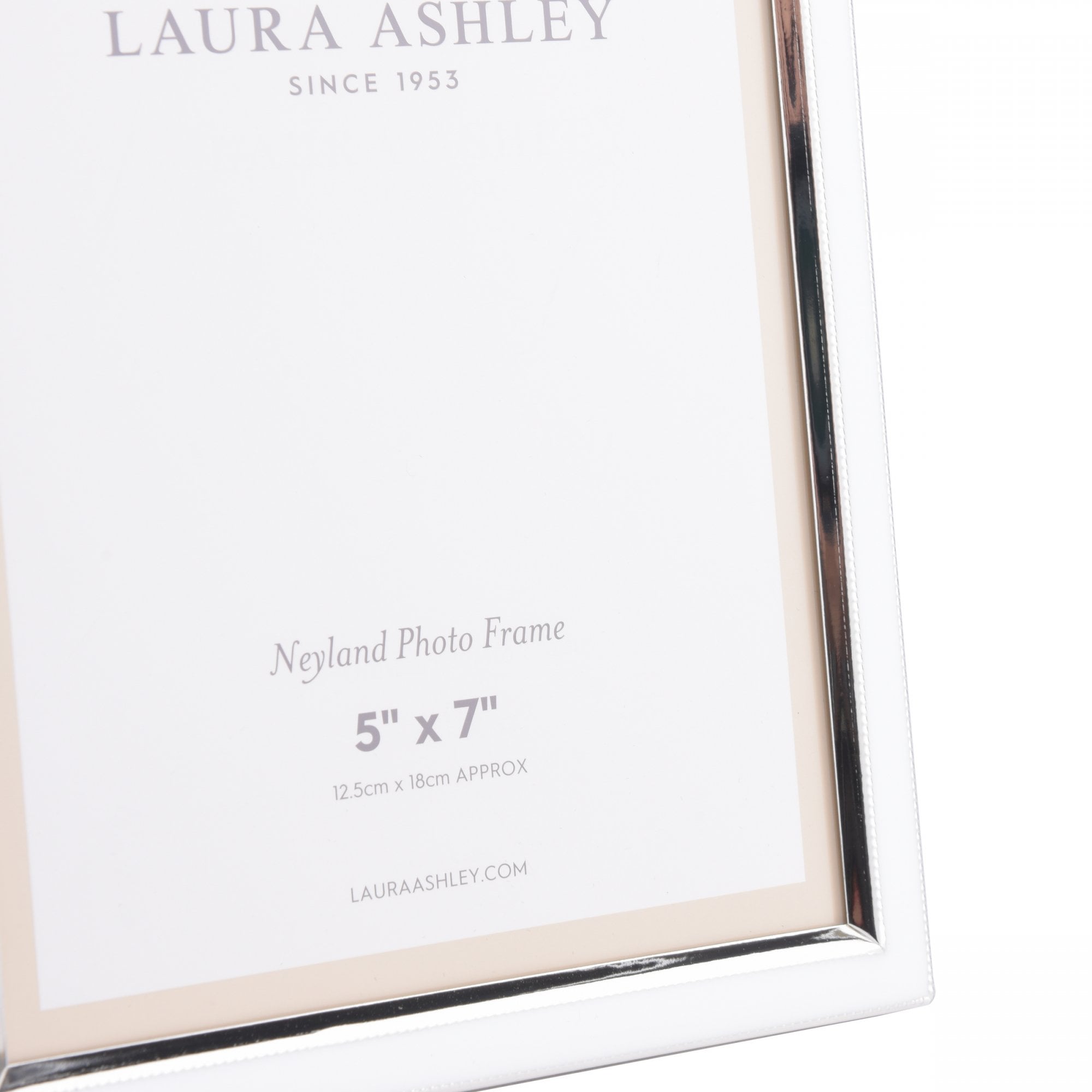 Neyland Photo Frame In White Leather Effect 5 x 7 " LA3756186-Q