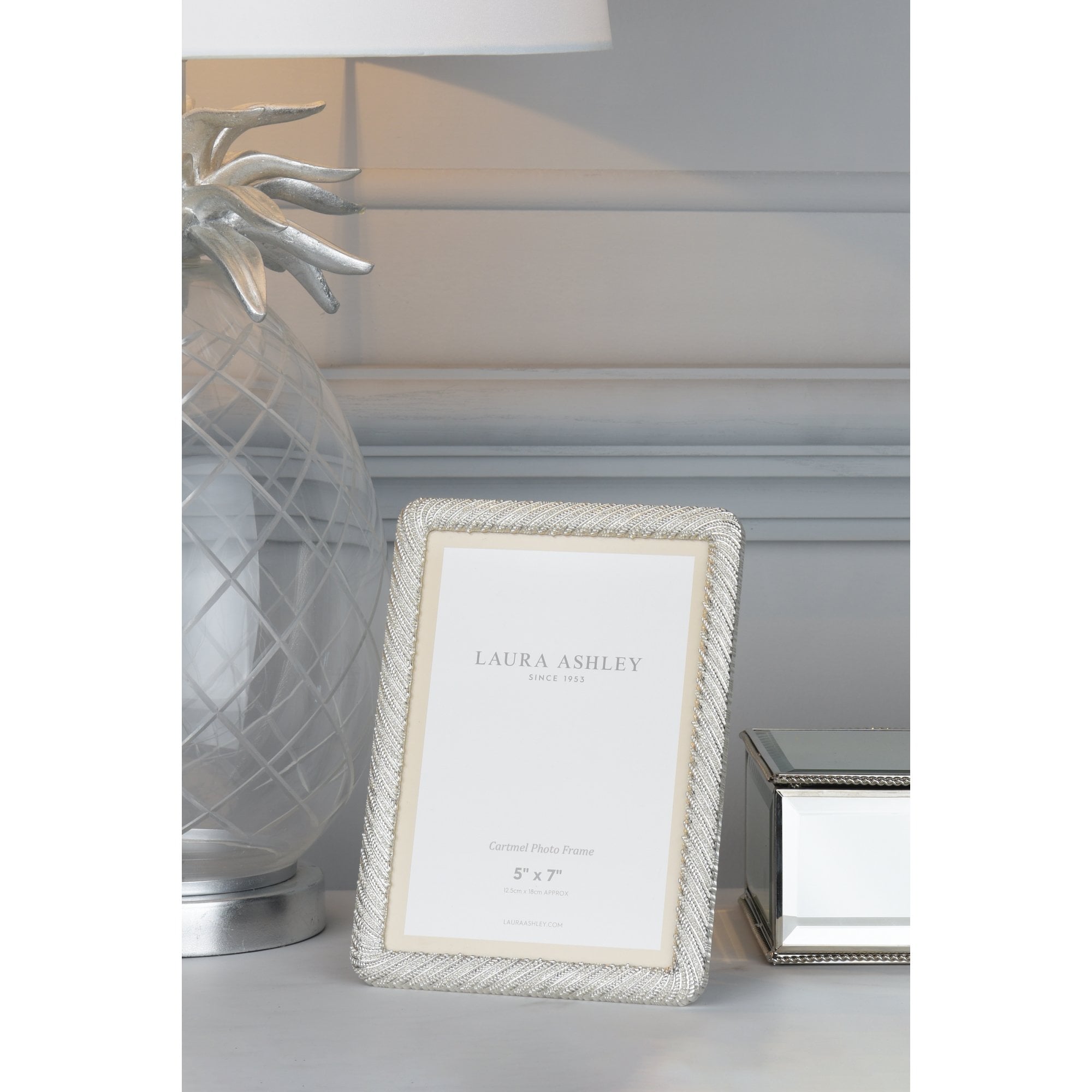 Cartmel Photo Frame In Polished Silver Finish 5 x 7 " LA3756175-Q