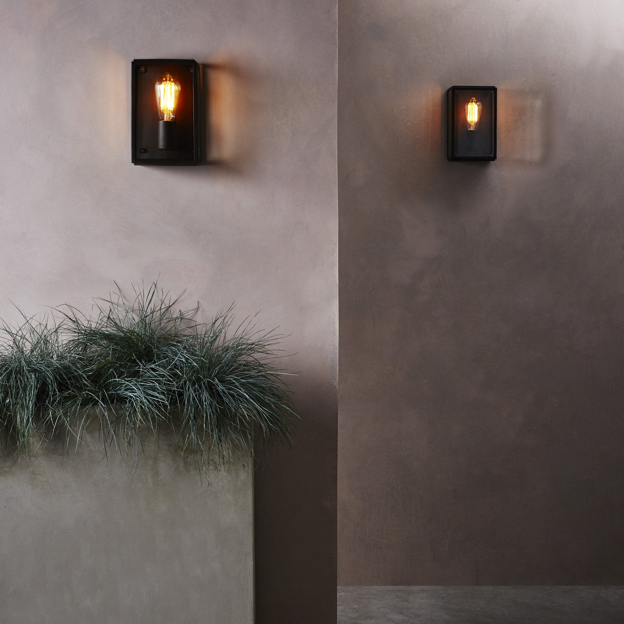 Homefield Stylish Outdoor Wall Light In Bronze Finish IP44 1095029