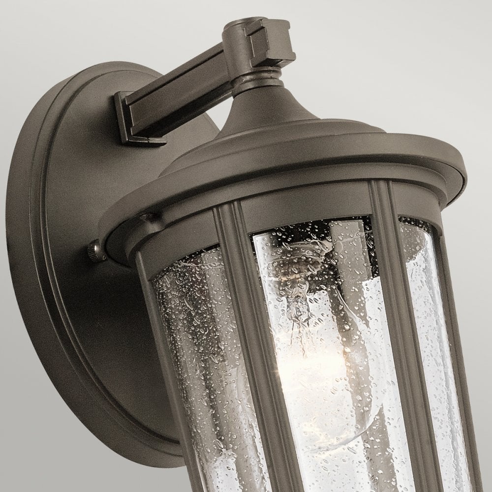 Fairfield Medium Wall Lantern In Olde Bronze Finish QN-FAIRFIELD-M-OZ