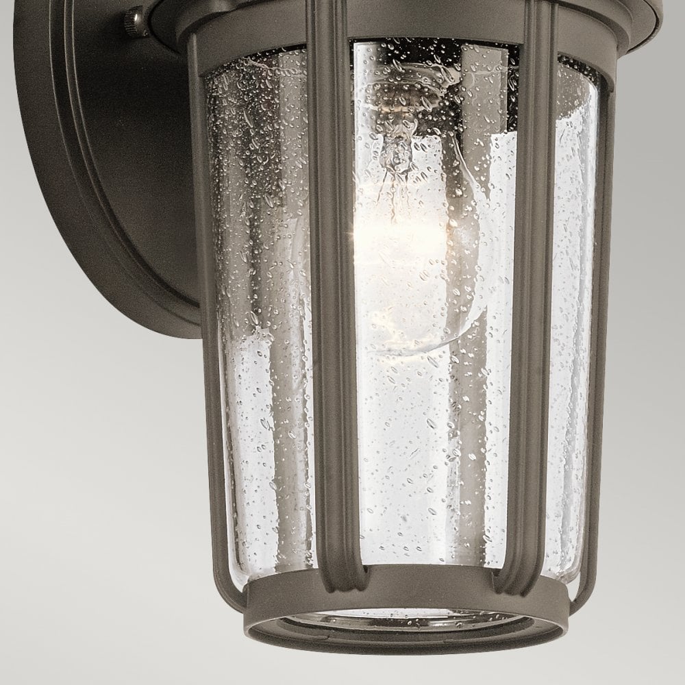 Fairfield Medium Wall Lantern In Olde Bronze Finish QN-FAIRFIELD-M-OZ
