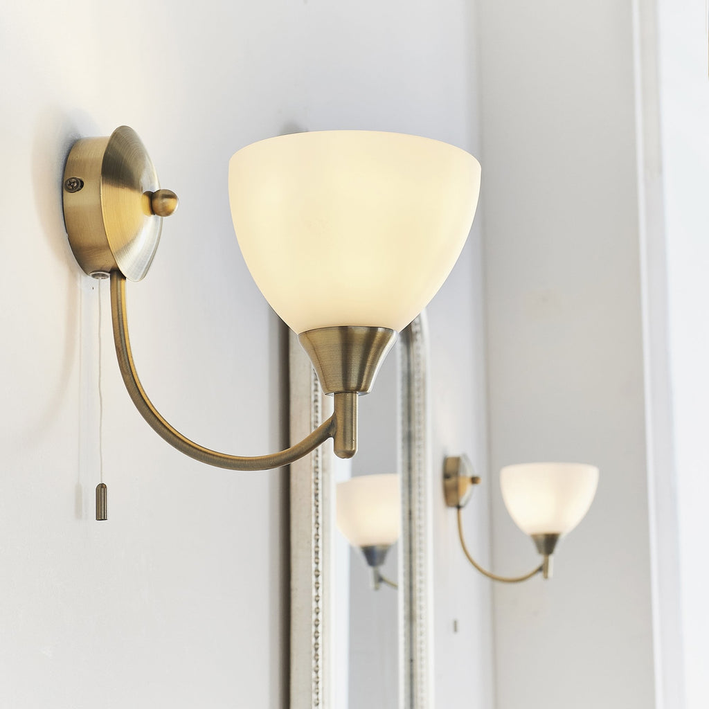 1805-1AN 1 Light Wall Light In Antique Brass