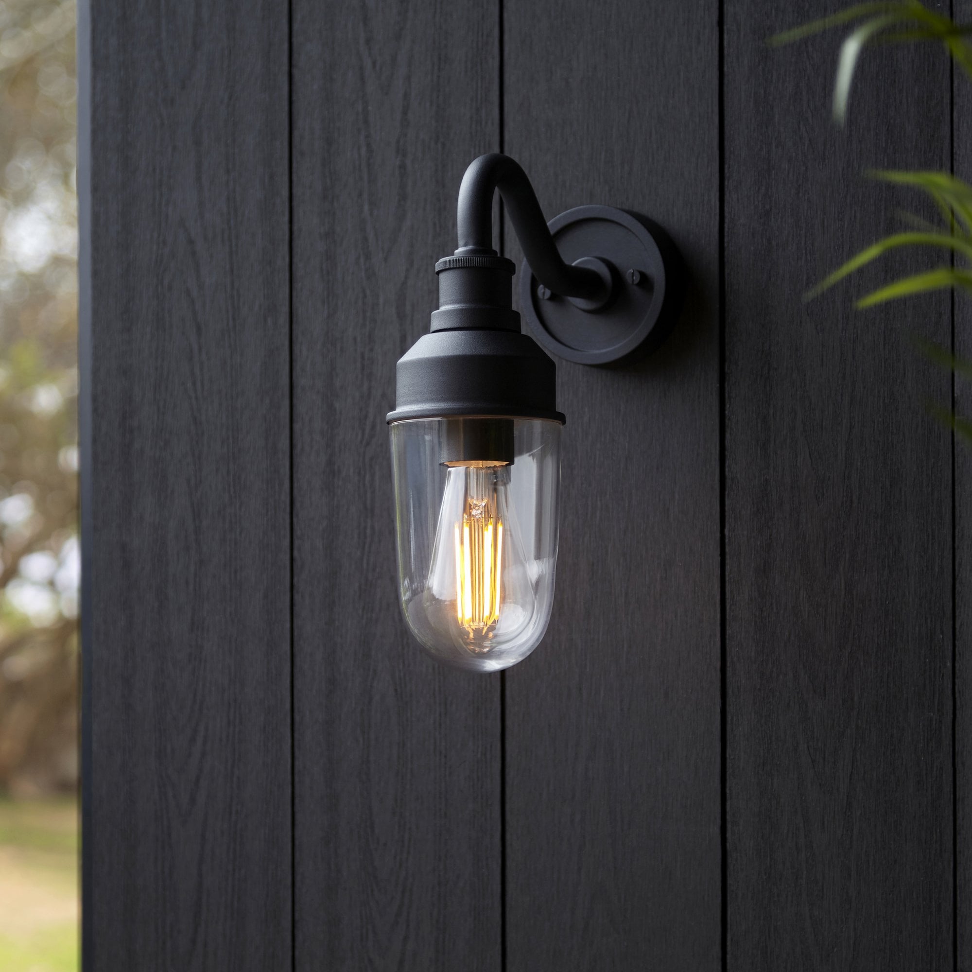 Classic Curved Arm Exterior Wall Light In Matt Black Finish With Clear Glass Shade IP44