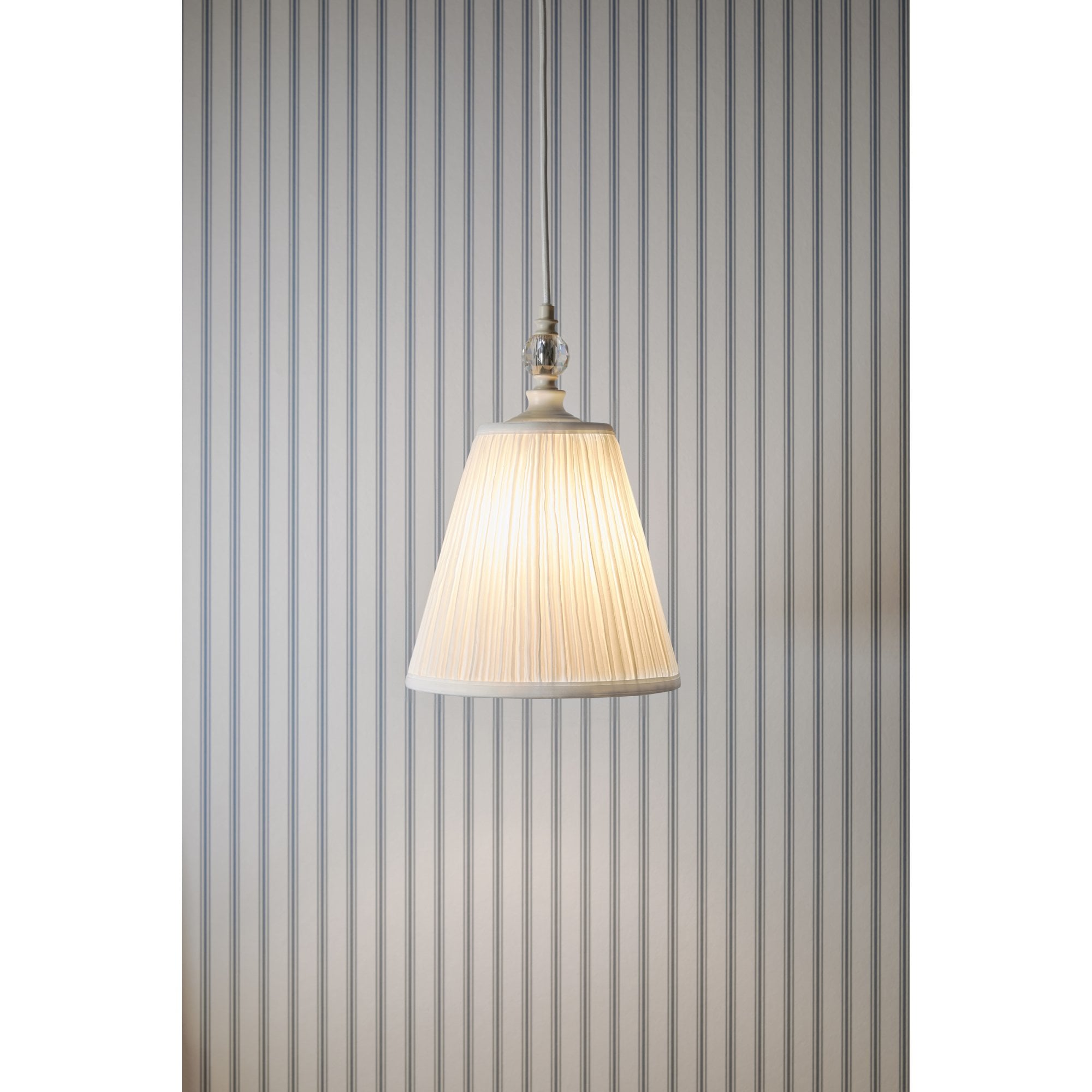 Ellis Single Ceiling Pendant Light In Satin Cream With Shade LA3756389-Q