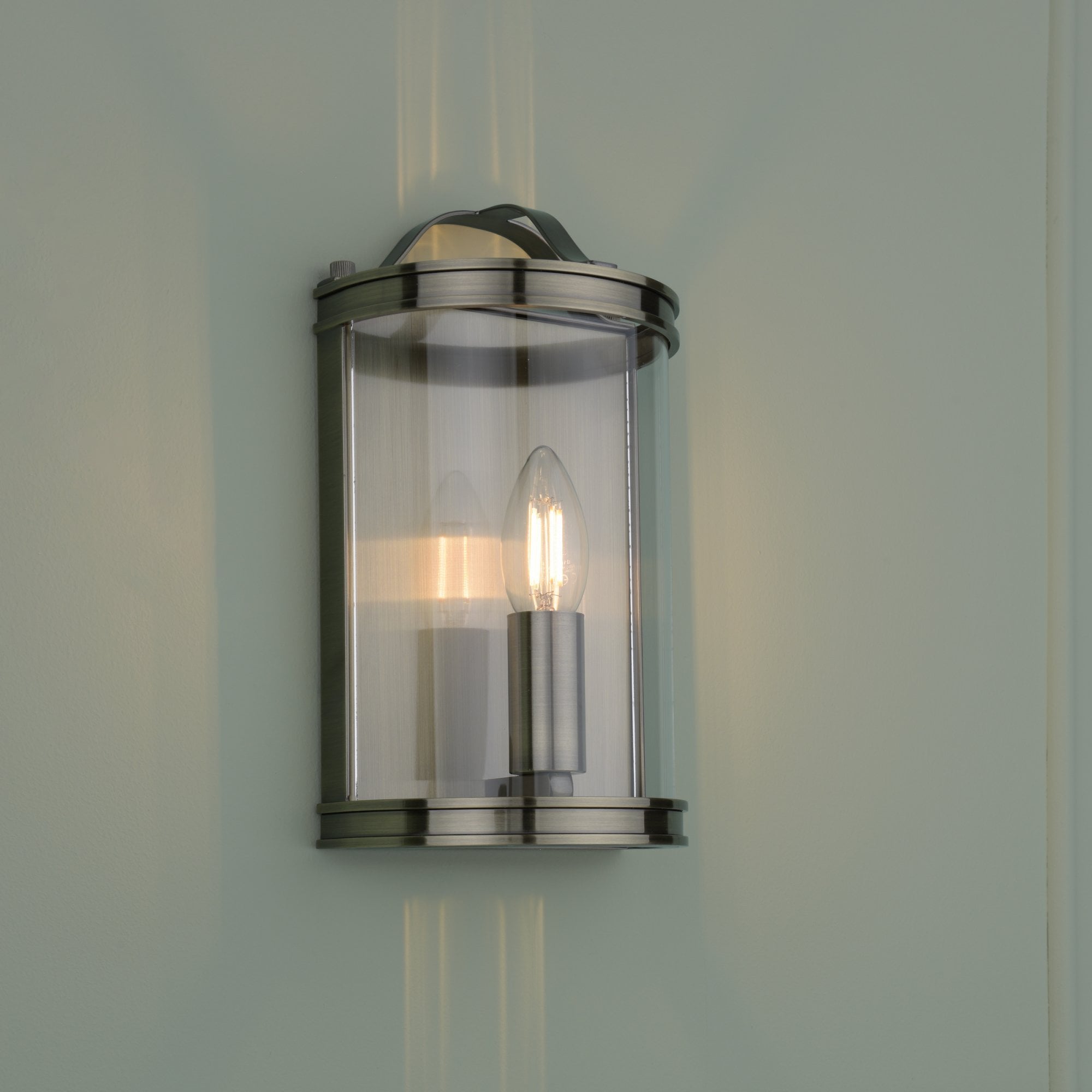 Harrington Vintage Wall Lantern In Antique Brass Finish LA3756383-Q