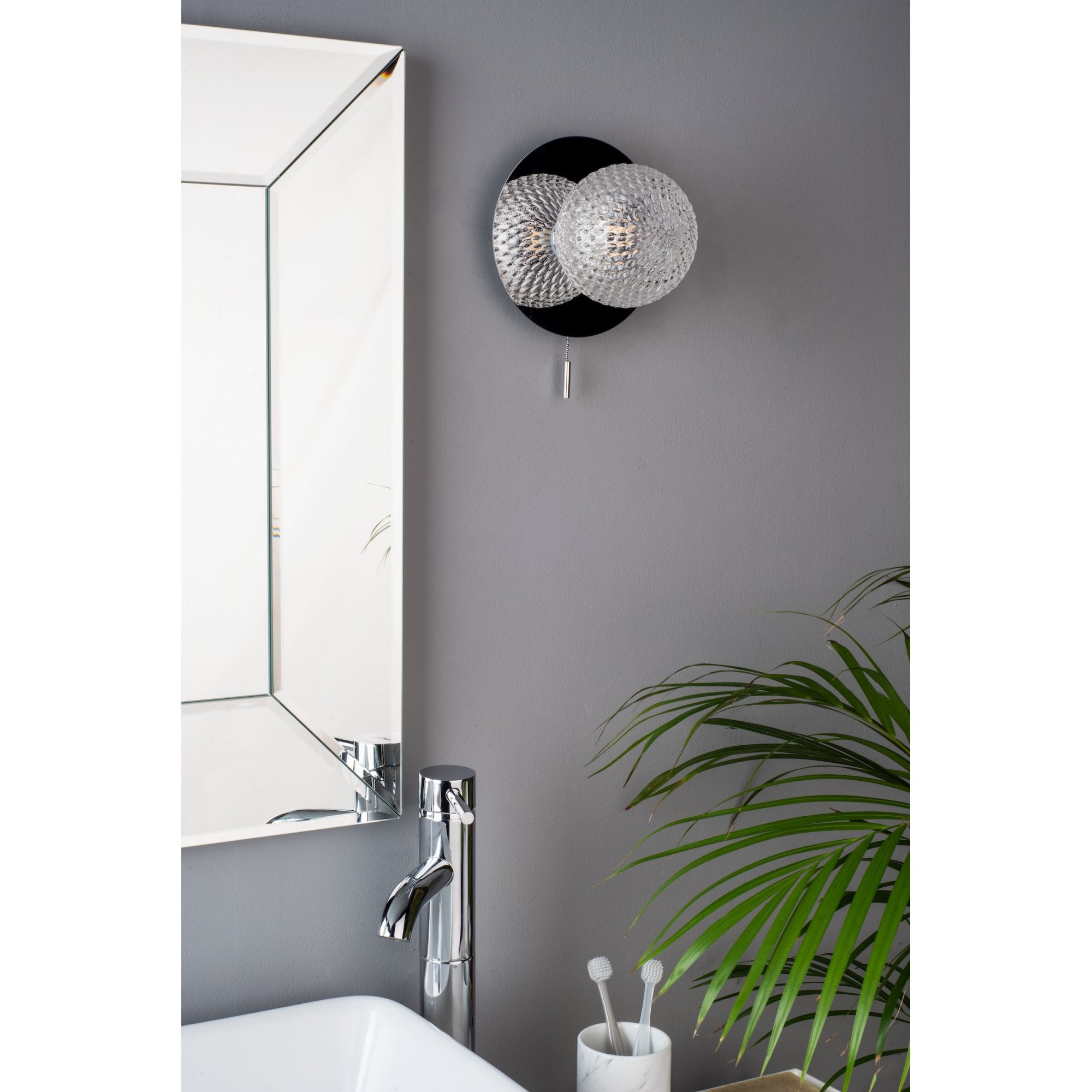 Prague Bathroom Wall Light In Polished Chrome With Textured Round Glass IP44 LA3756048-Q