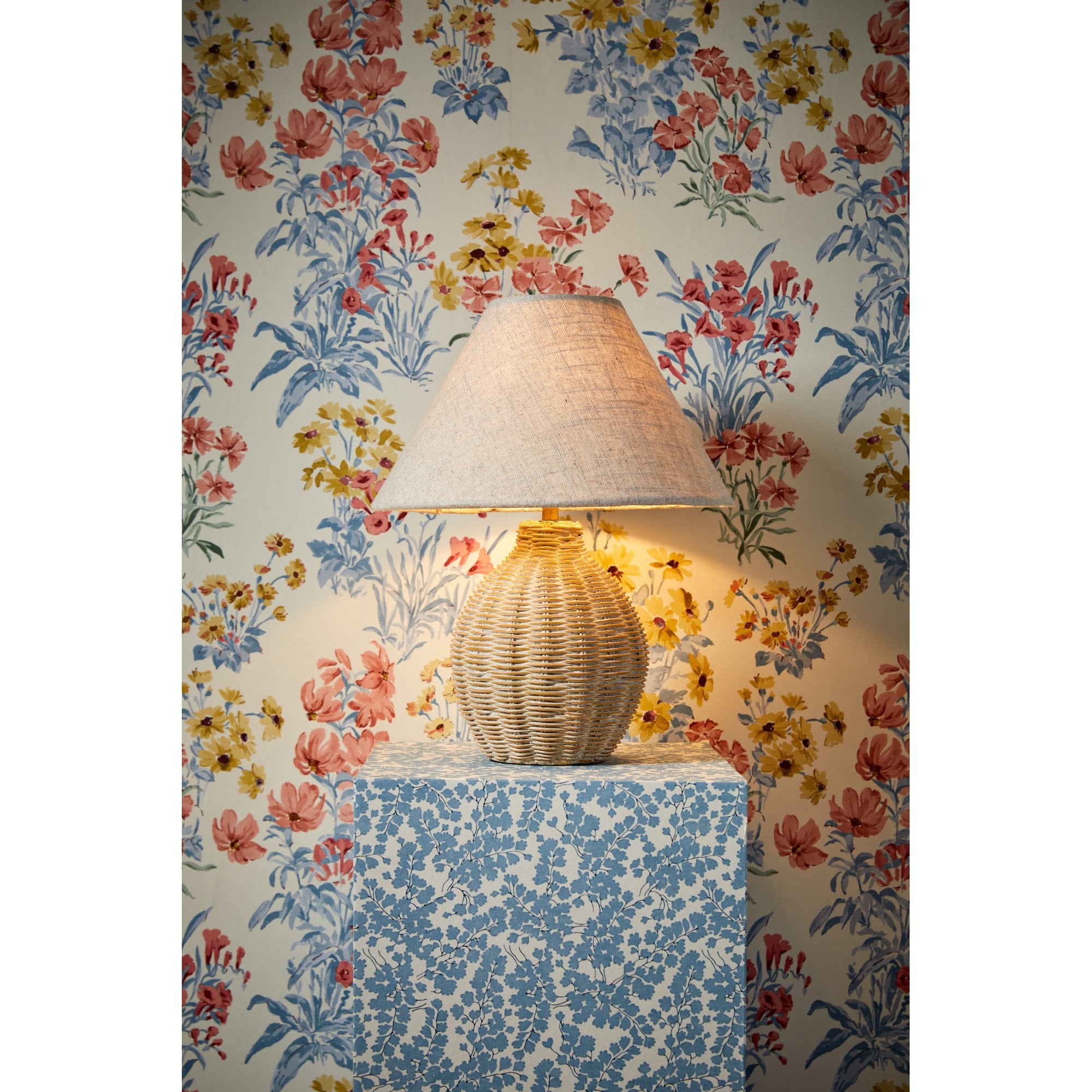 Fernhill Table Lamp Matt Cream With Shade LA3756396-Q