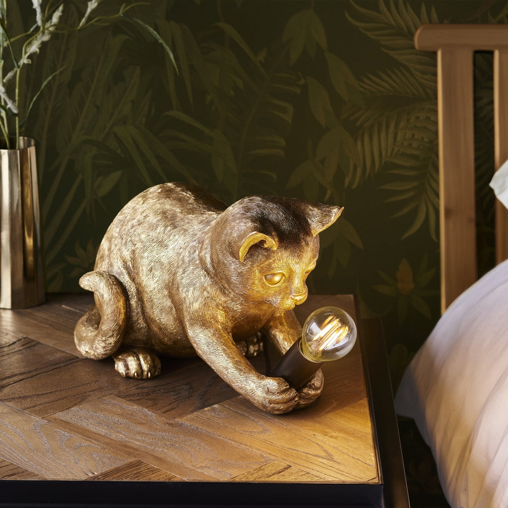 Contemporary Kitten Table Lamp In Vintage Gold And Matt Black Finish 107389