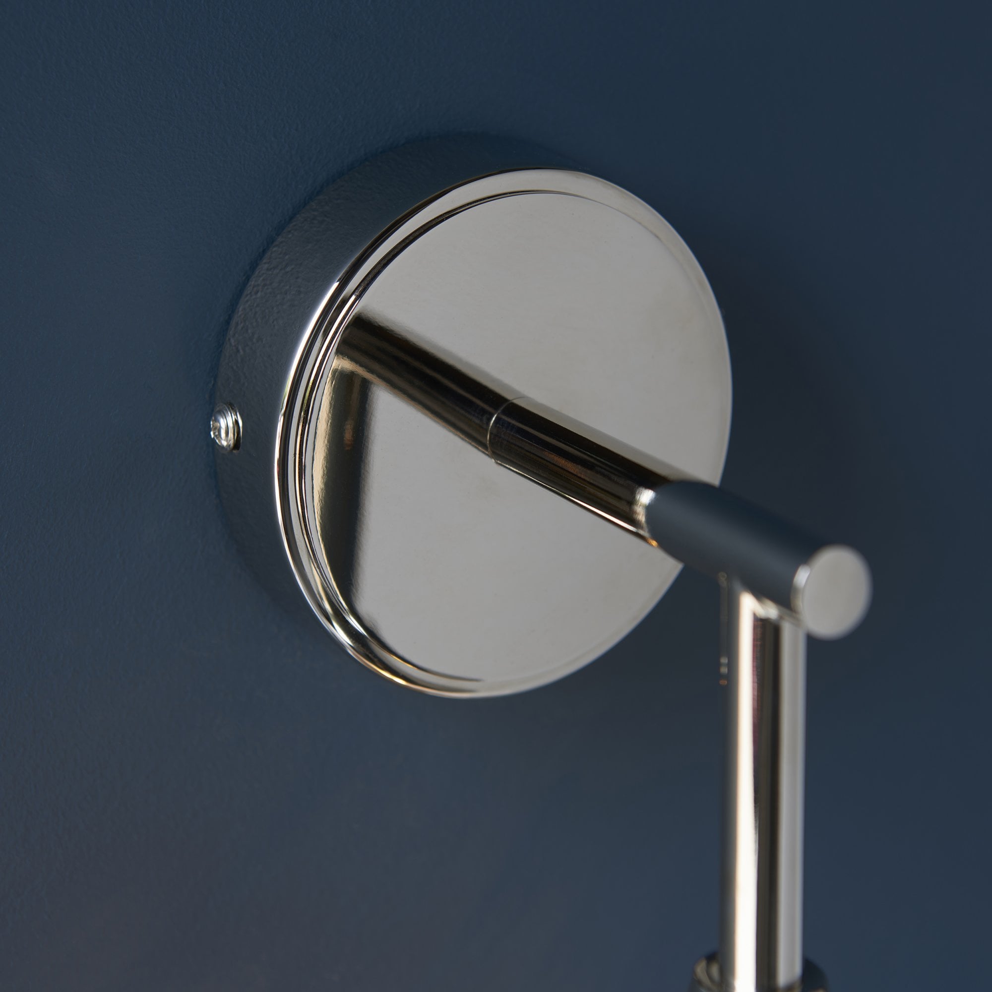 Allegra Modern Wall Light In Bright Nickel With Clear Spiral Shade 104052