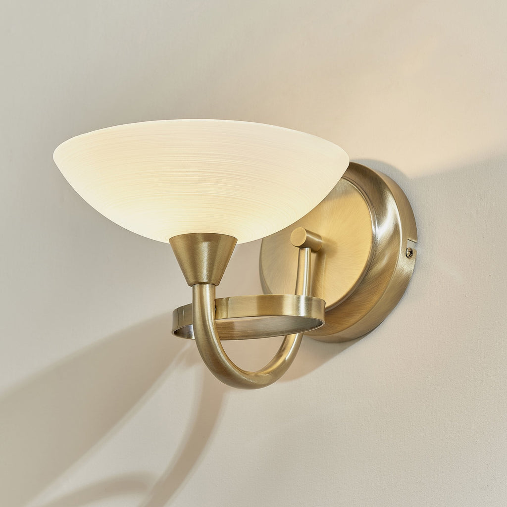 CAGNEY-1WBAB 1 Light Glass & Antique Brass Wall Light