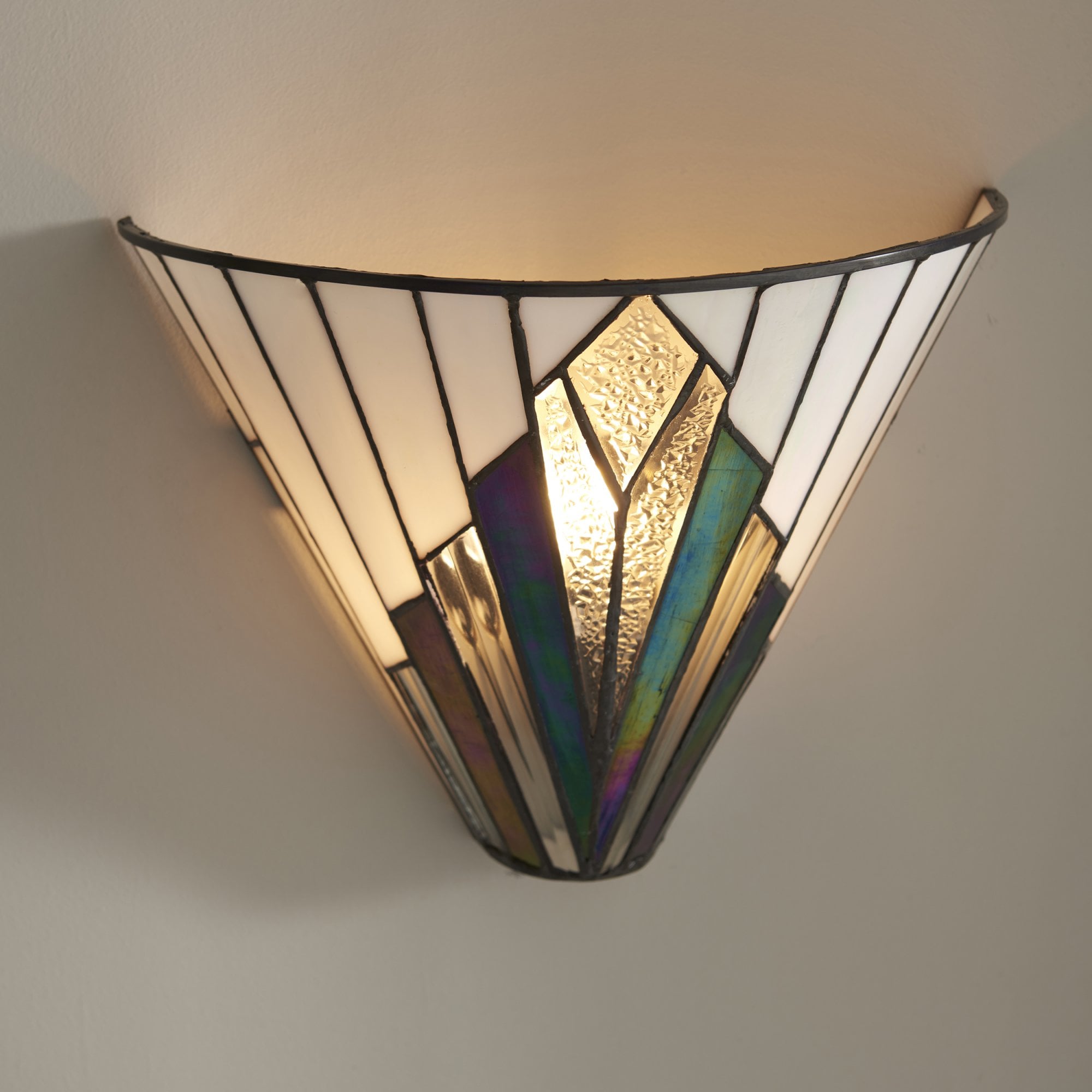 Astoria Tiffany Wall Light In Art Deco Style 63940