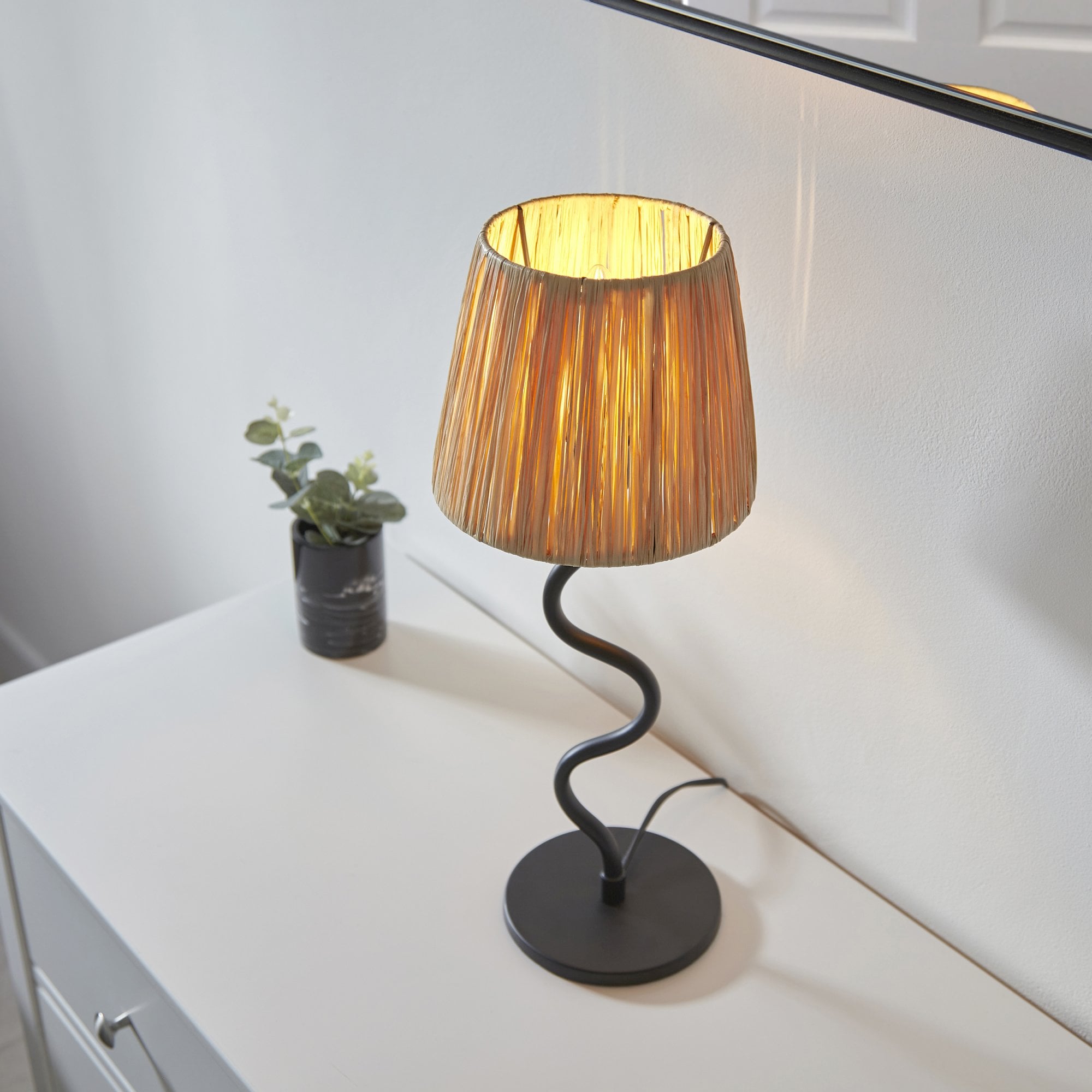 Wriggle Table Lamp In Matt Black Finish With Raffia Shade 100958