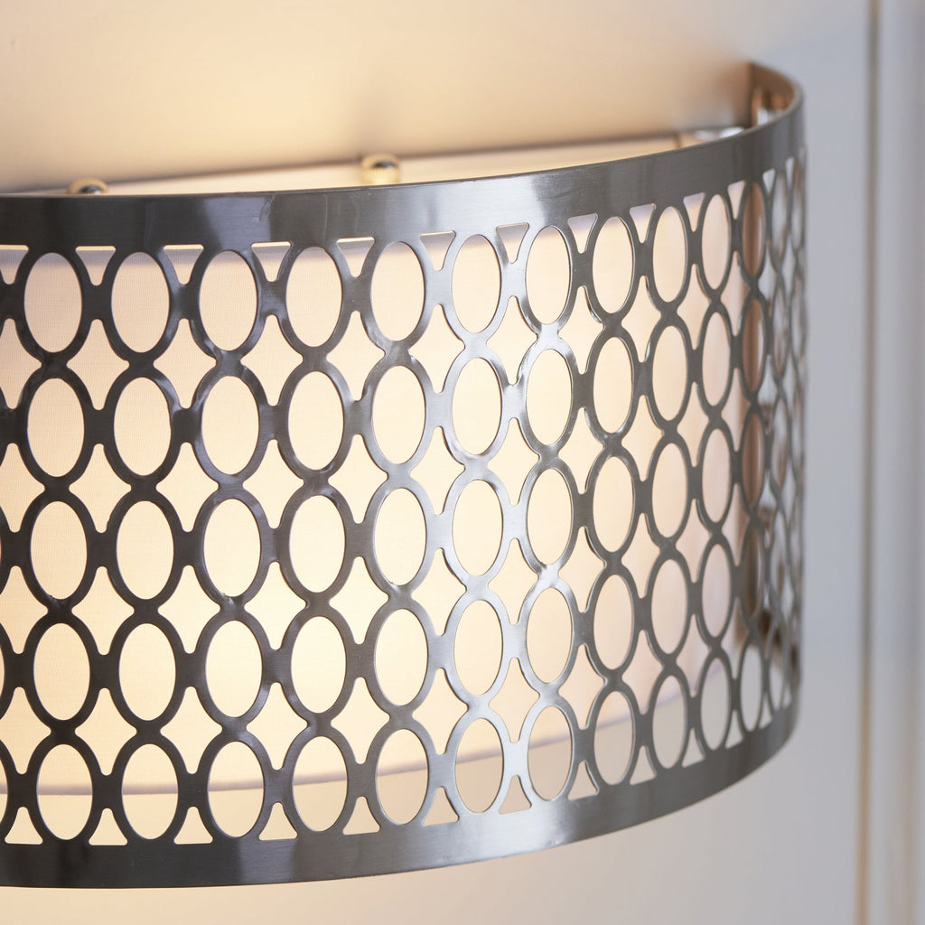 Cordero Stylish Wall Light In Satin Nickel Finish With Glass Diffuser 113263