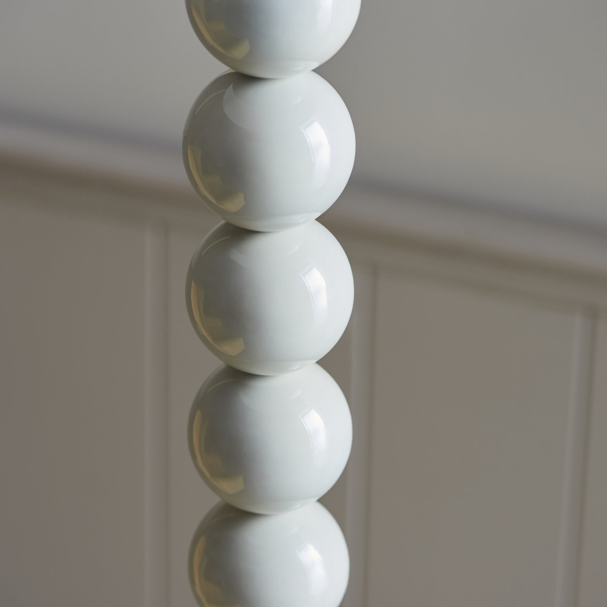 Higgledy Floor Lamp Base In Gloss Almond White Finish 113860