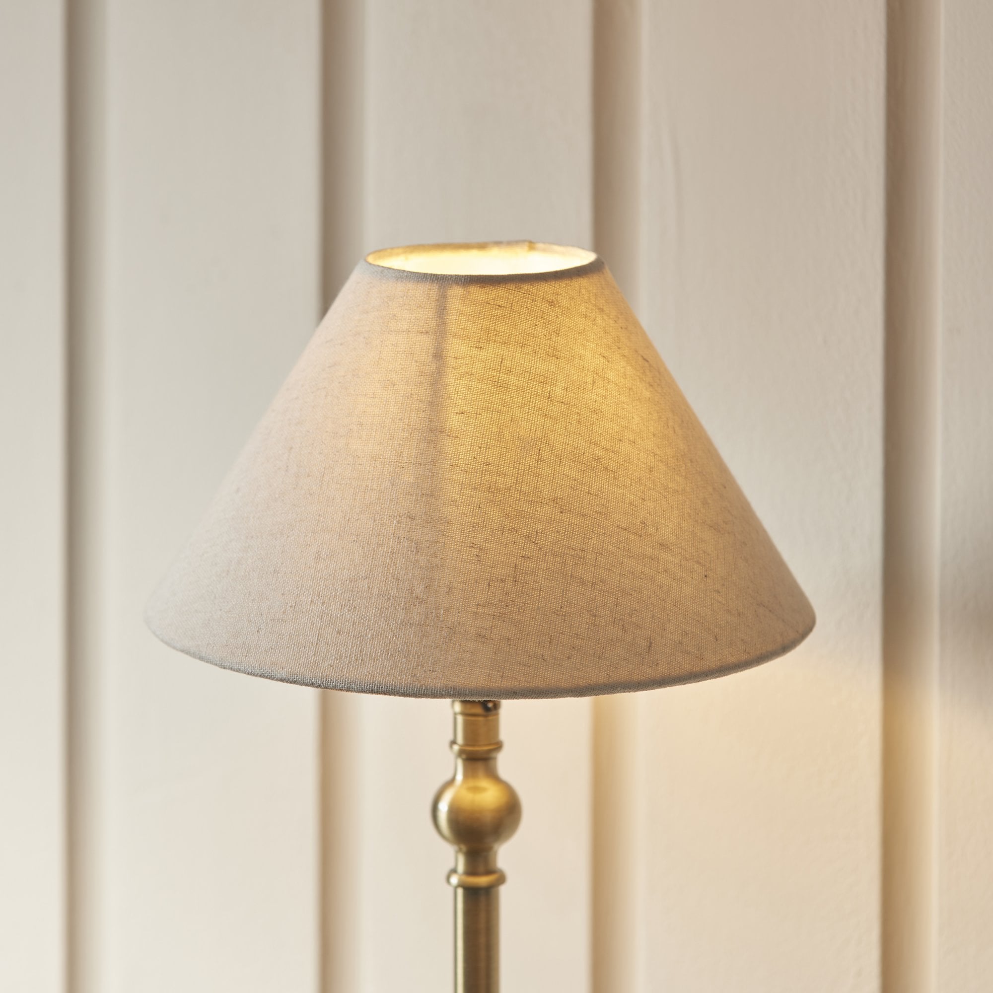 Lille Table Lamp In Antique Brass Finish With Natural Linen 22cm Shade 118122