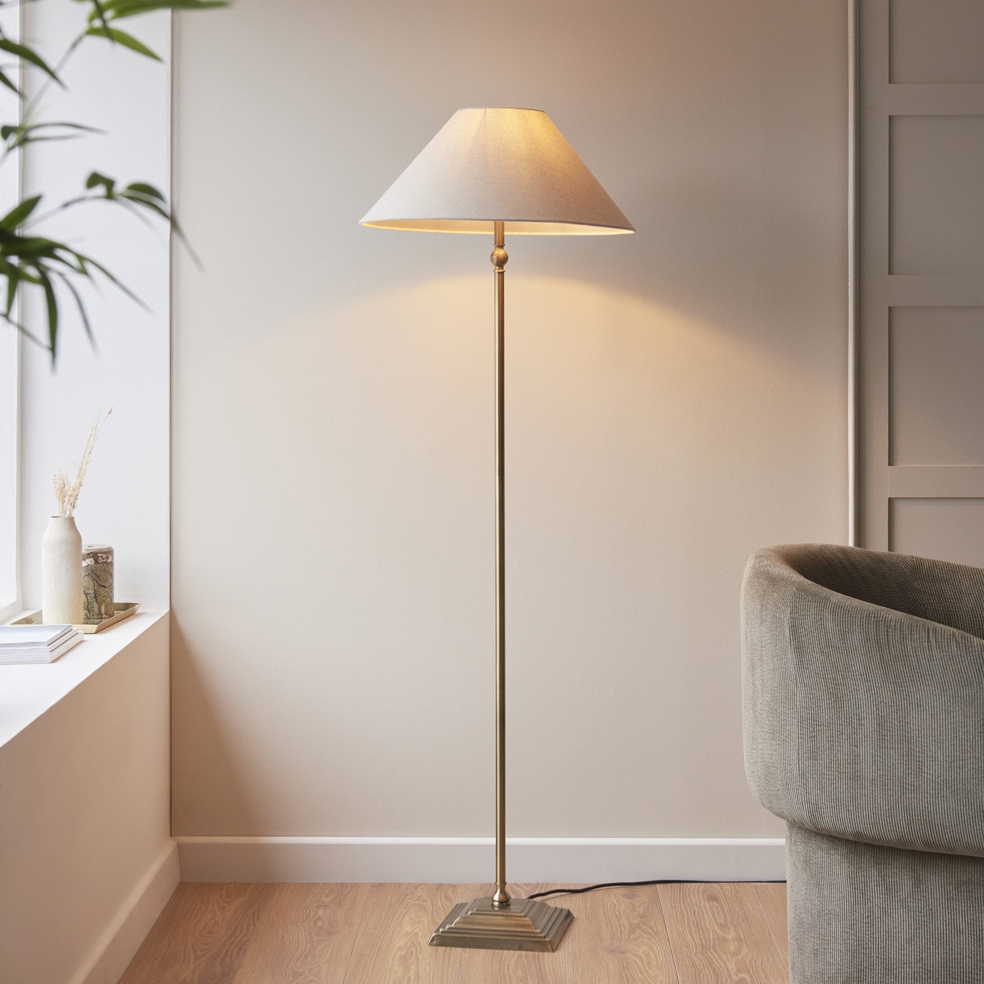 Lille Floor Lamp In Antique Brass Finish With Natural Linen Shade 117831