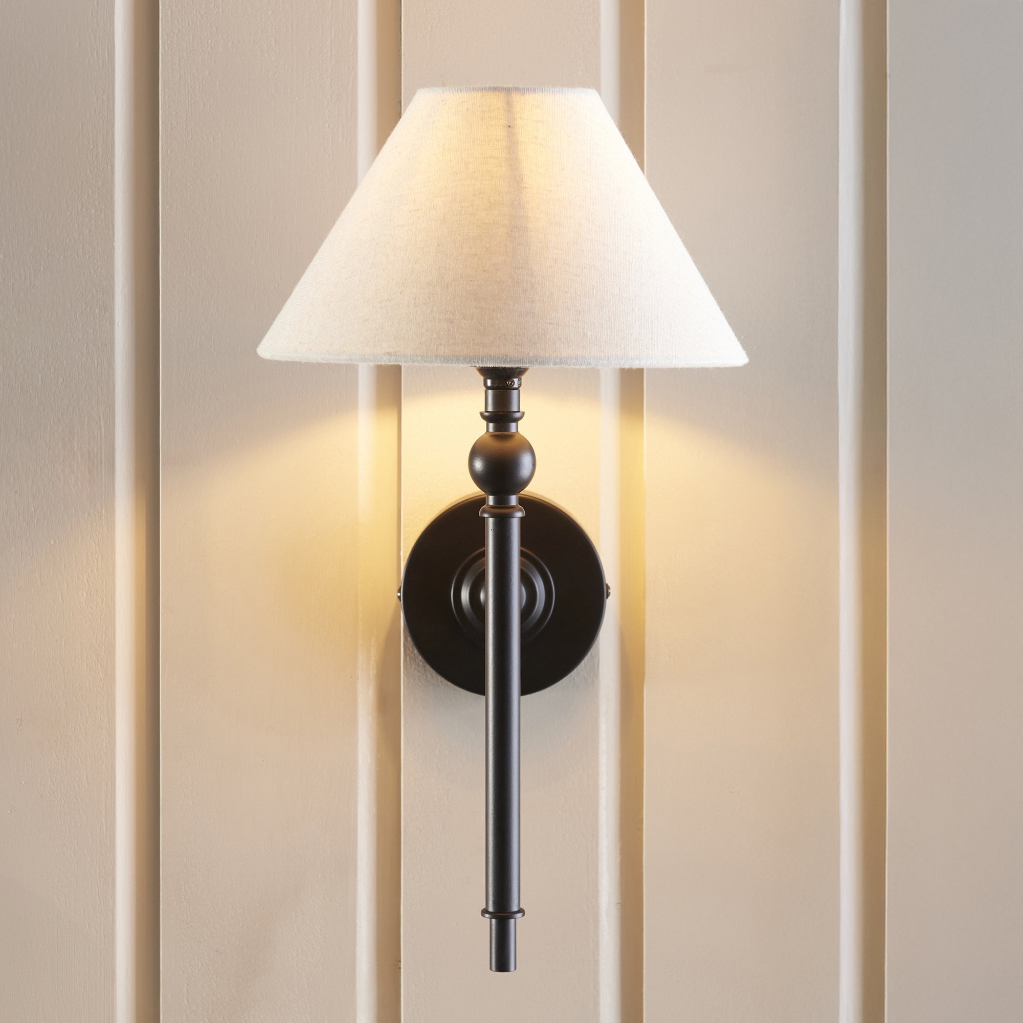Lille Wall Light In Matt Black Finish With Natural Linen Shade 117826