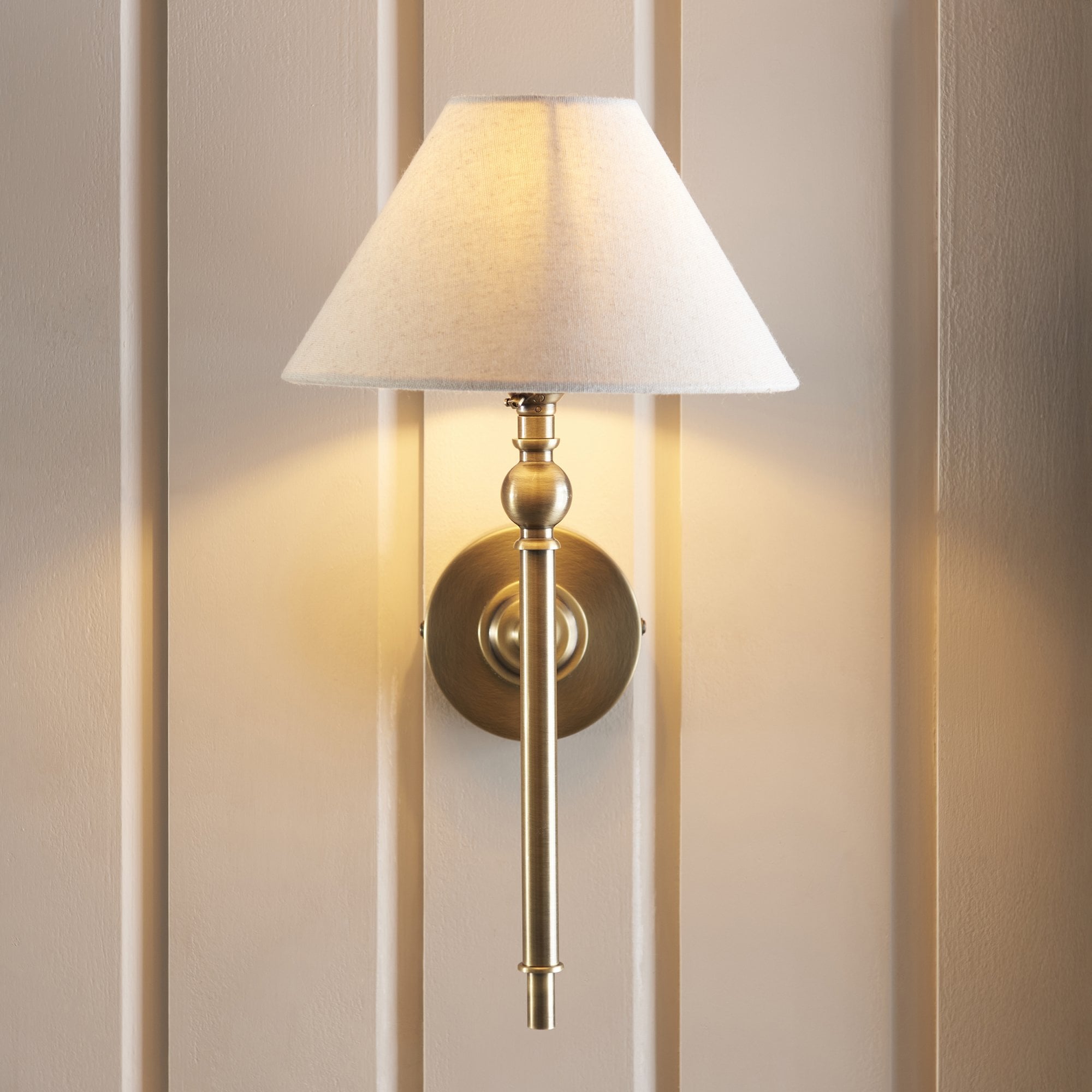 Lille Wall Light In Antique Brass Finish With Natural Linen Shade 117827