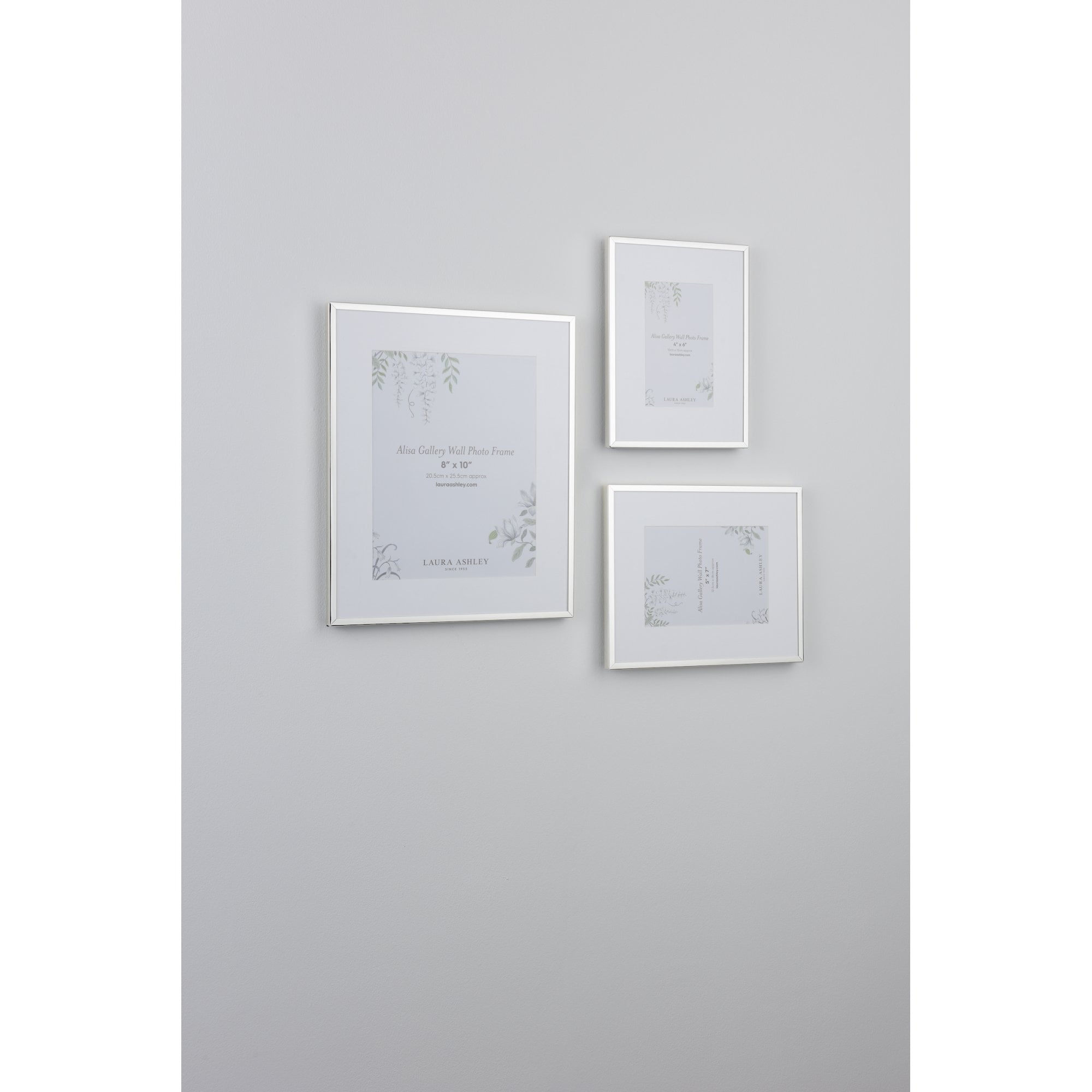Alisa Set Of 3 Photo Frames In Polished Silver Finish LA3756483-Q