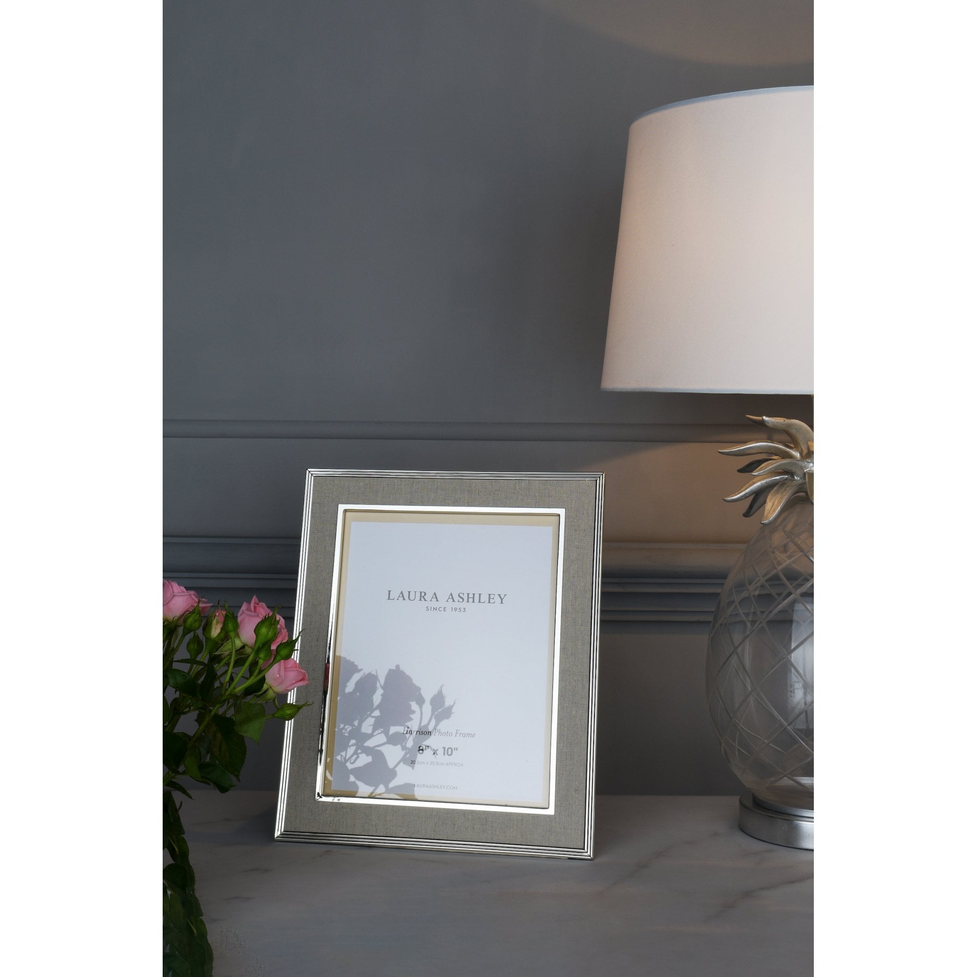 Harrison Photo Frame In Silver Finish With Natural Linen 8x10 Inch LA3649107-Q