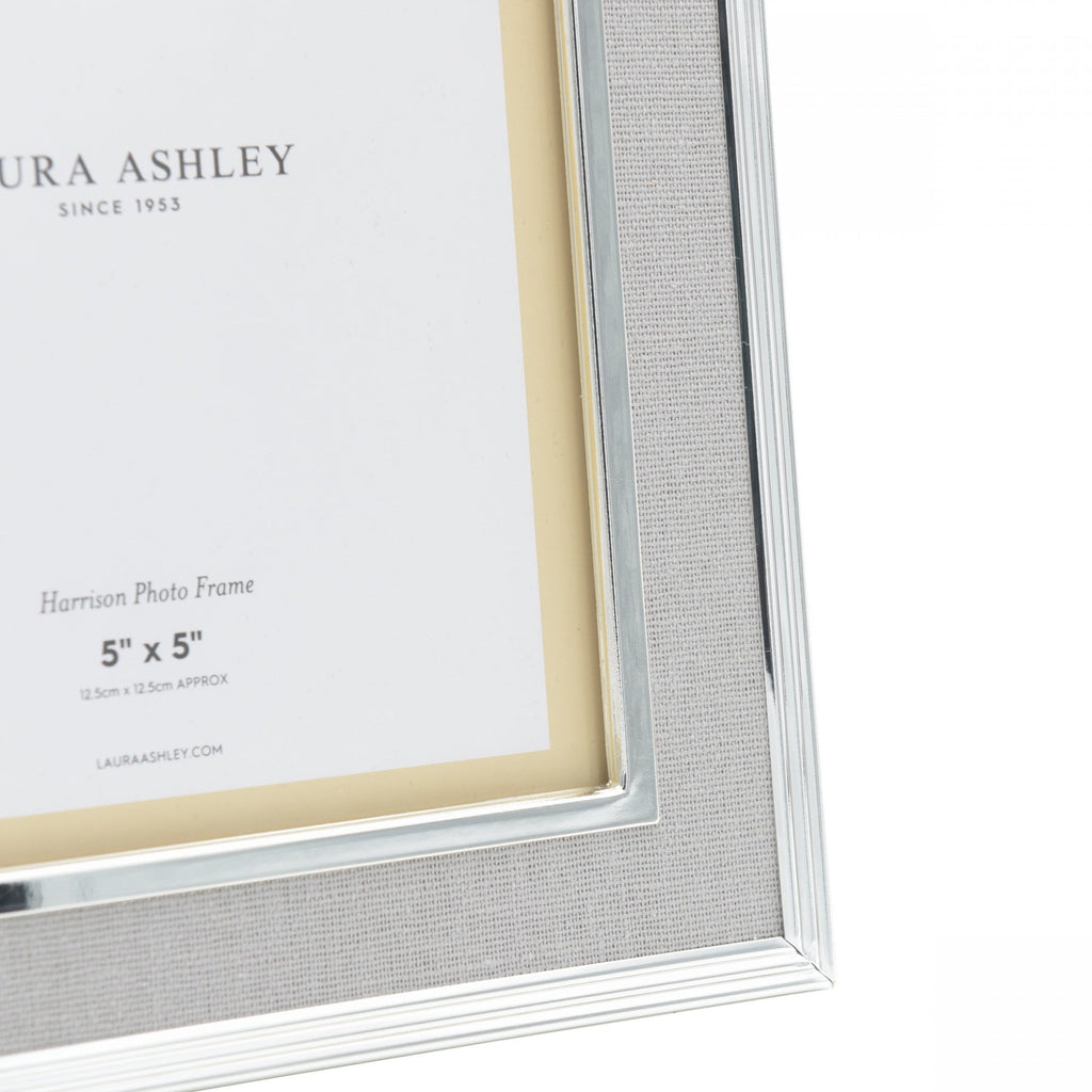 Harrison Square Photo Frame In Polished Silver With Grey Linen Detail 5x5 Inch LA3714876-Q