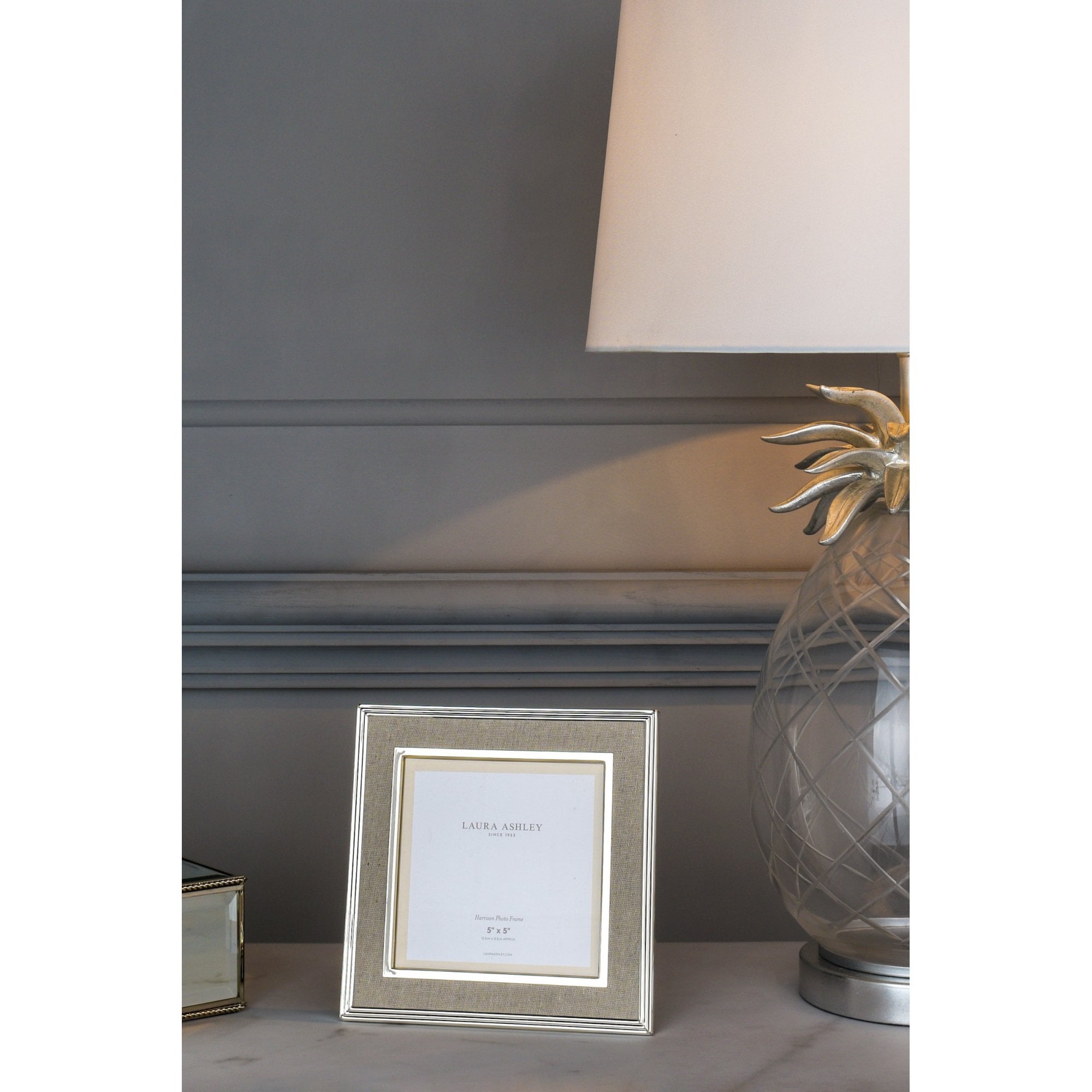 Harrison Square Photo Frame In Polished Silver With Natural Linen Detail 5x5 Inch LA3732667-Q