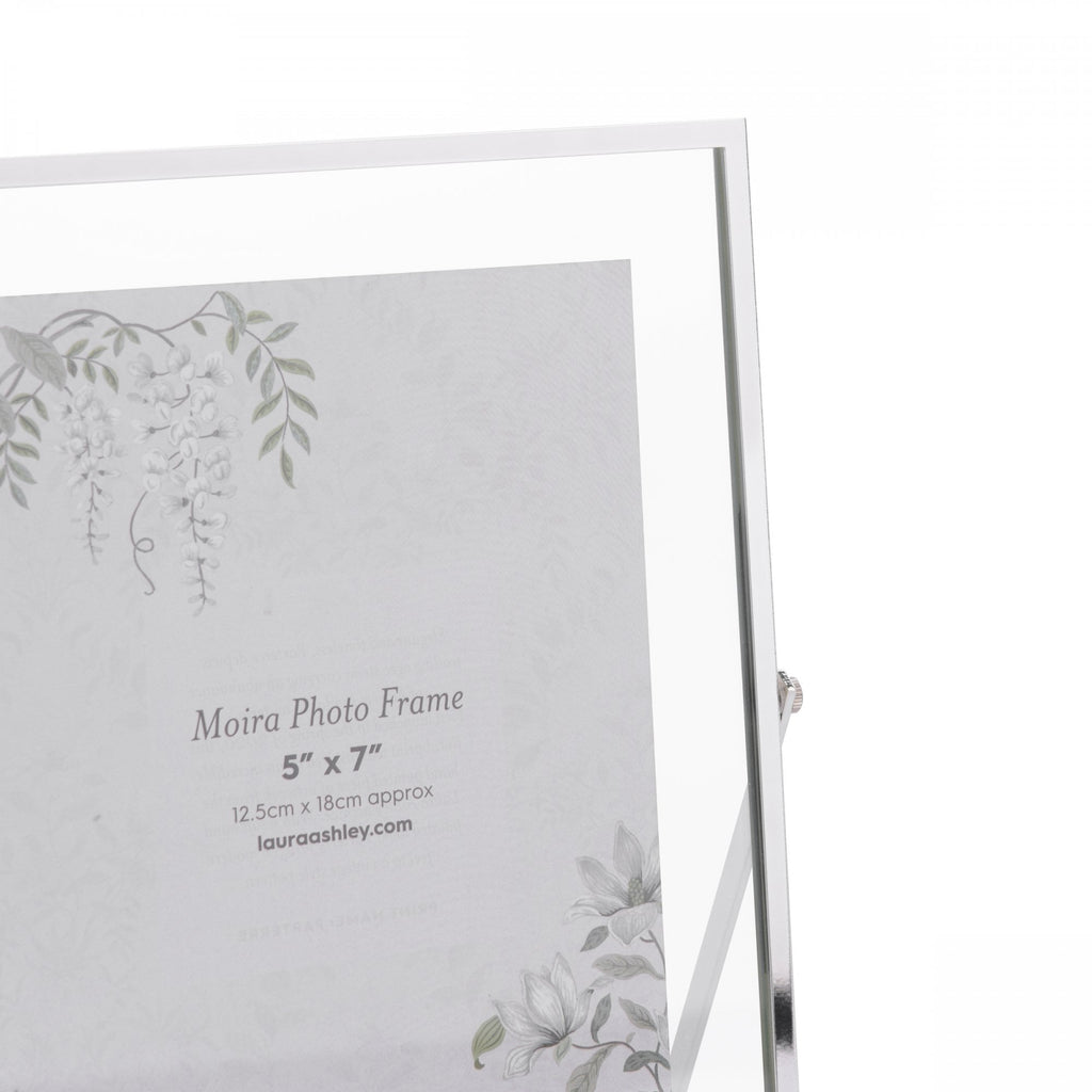 Moira Photo Frame In Polished Silver Finish 5" x 7" LA3756540-Q