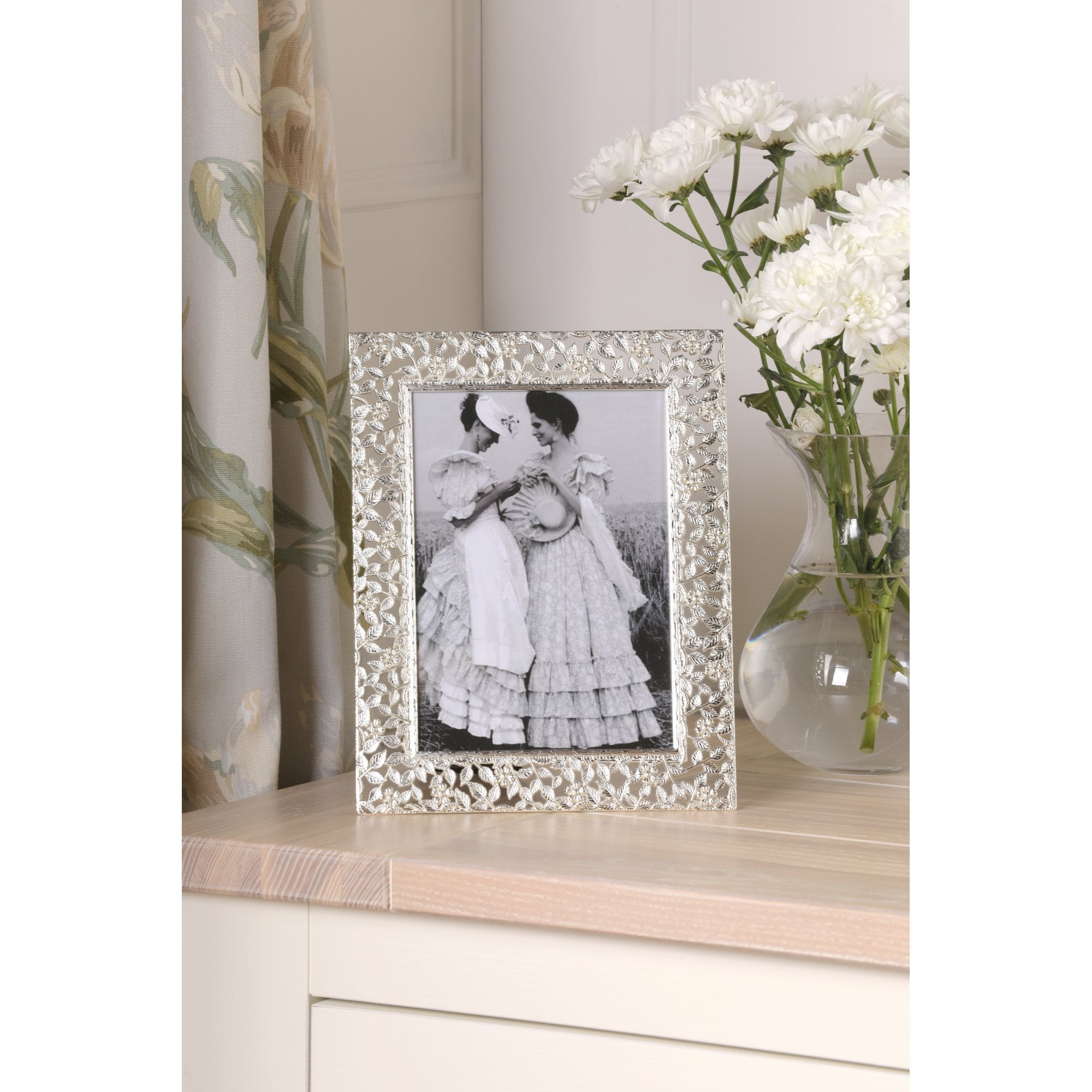 Woolard Photo Frame In Polished Silver Finish 5x7" LA3756541-Q