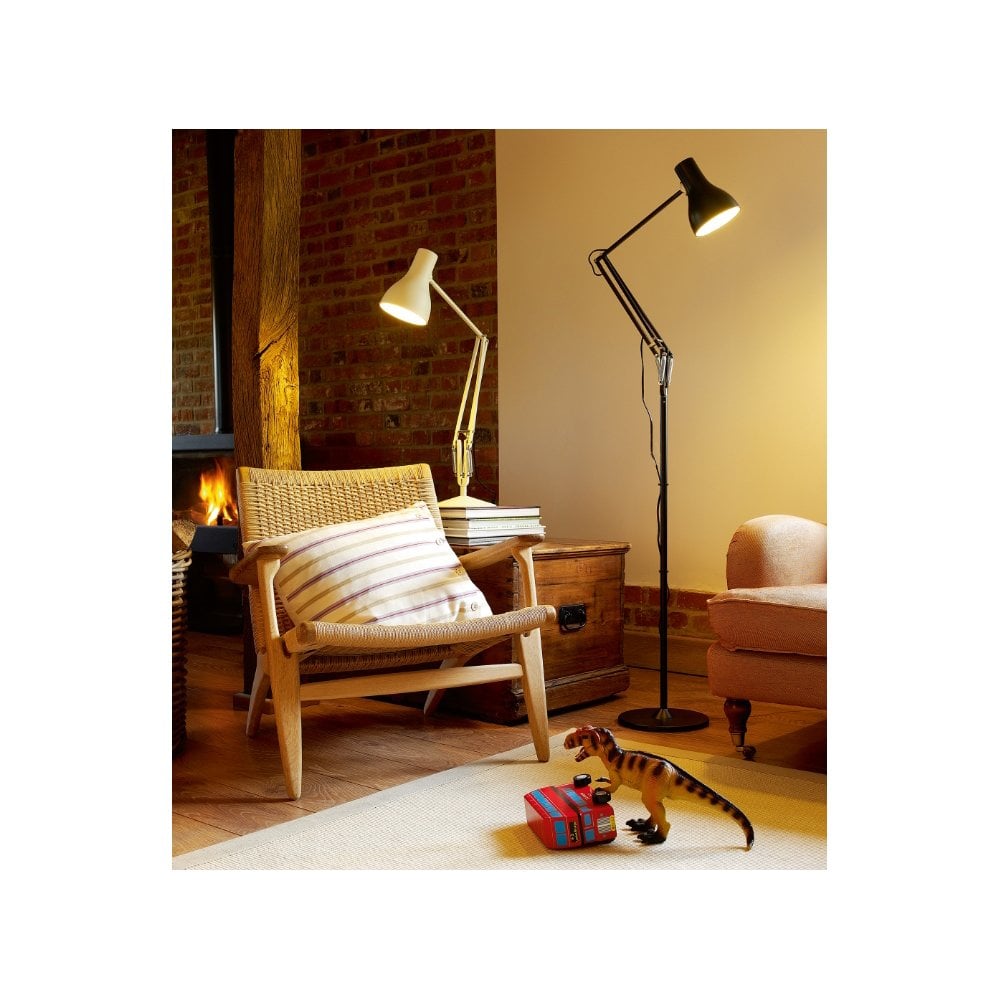 Type 75 Floor Lamp In Jet Black Finish 32678