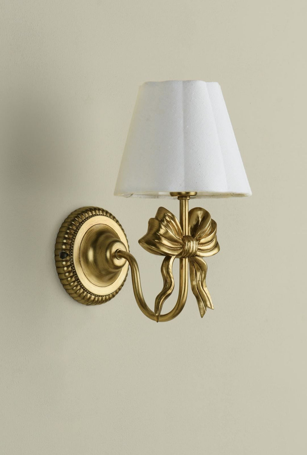 Laura Ashley Larkfield Wall Light Antique Gold With Shade LA3756698-Q
