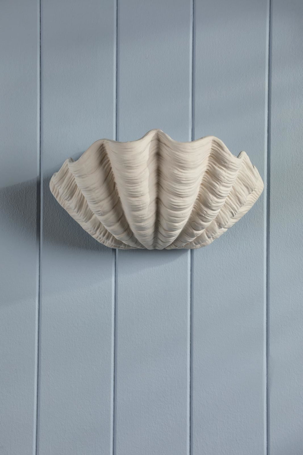 Laura Ashley Shell Wall Washer White Ceramic LA3756703-Q
