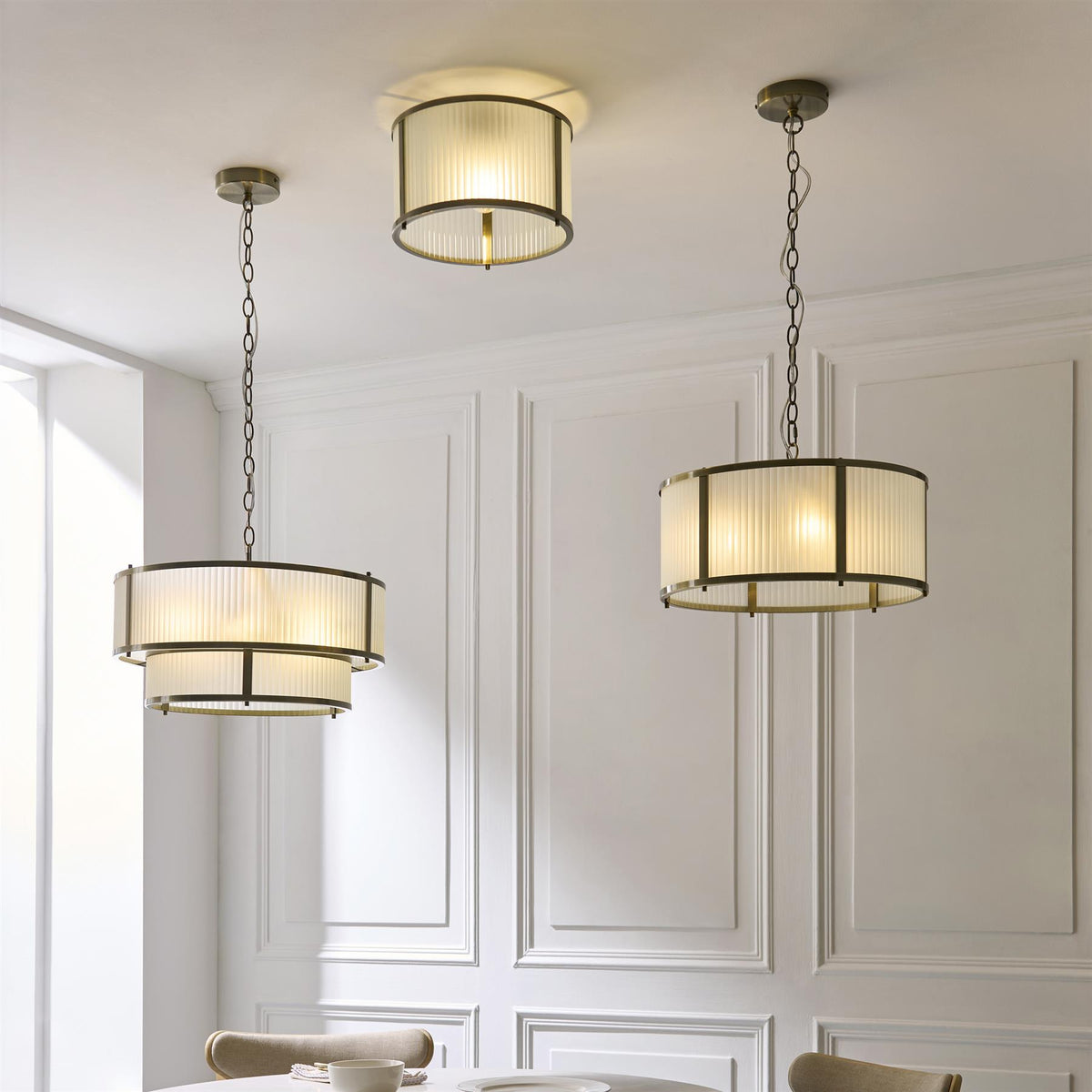 Ridgeton 5 Light Tiered Ceiligng Pendnat In Antique Brass With Frosted Glass 119459