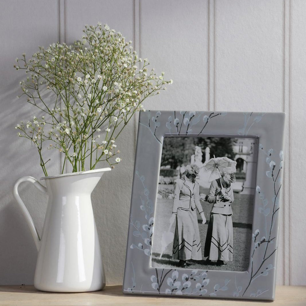 Laura Ashley Pussywillow Photo Frame Grey Ceramic 5" x 7" LA3756695-Q