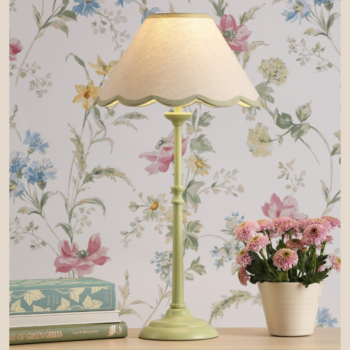 Cordwell Table Lamp In Matt Green With Scalloped Natural Linen Shade LA3756489-Q