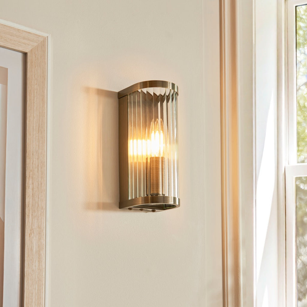 Ridgeton Single Wall Light In Antique Brass With Ribbed Glass 118596
