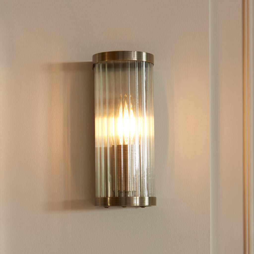 Ridgeton Single Wall Light In Antique Brass With Ribbed Glass 118596